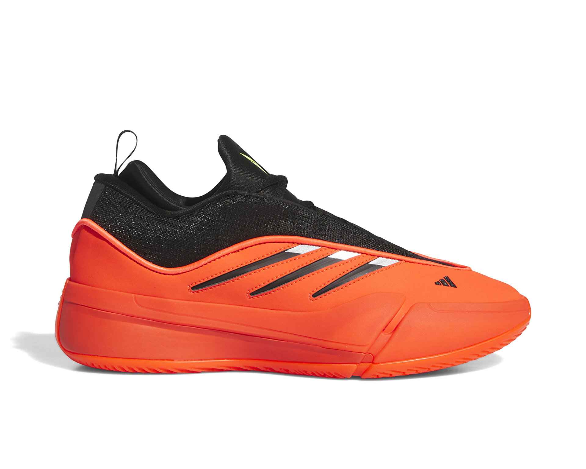 کفش های بسکتبال Adidas Dame 9