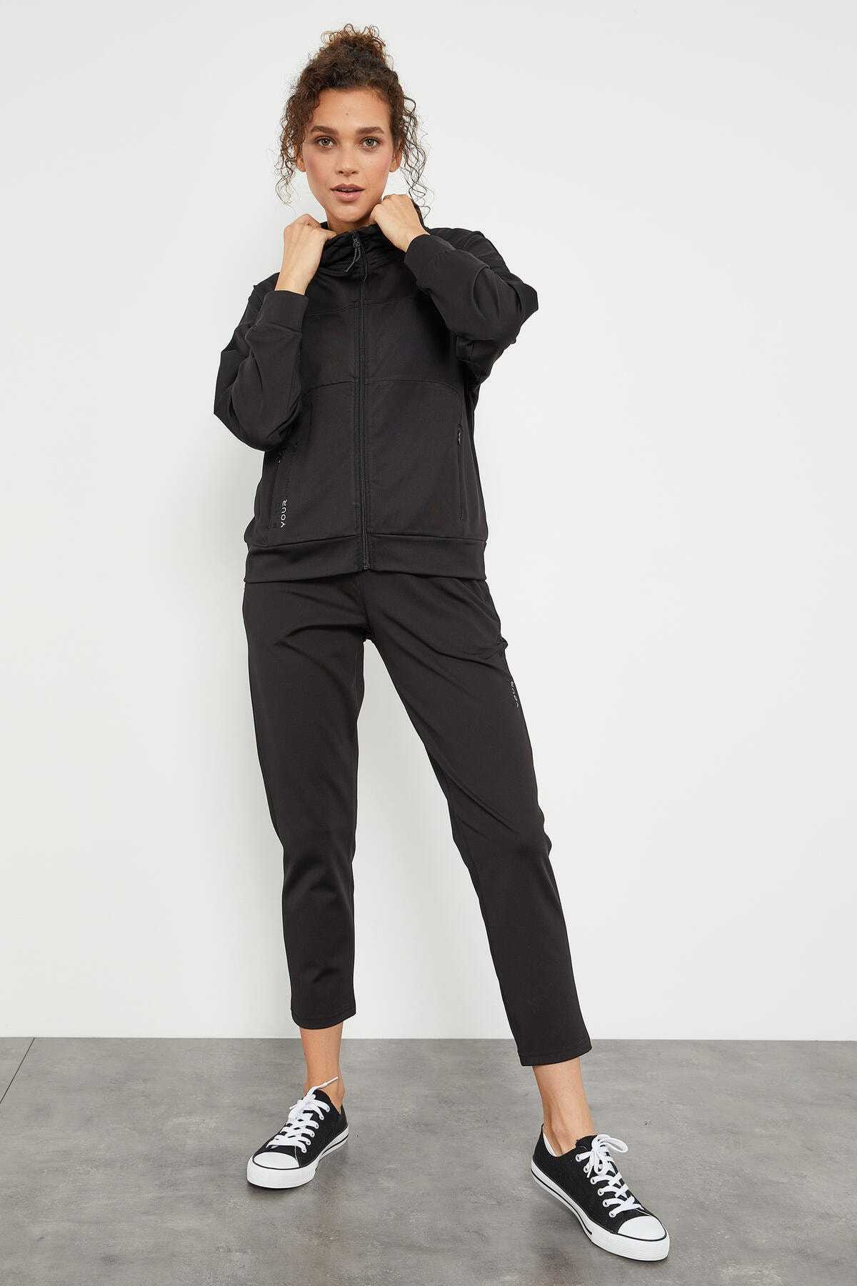 ست لباس ورزشی پارچه ای غواصی زنانه کلاهدار چاغلا با جزئیات جیب مخفی - 95306