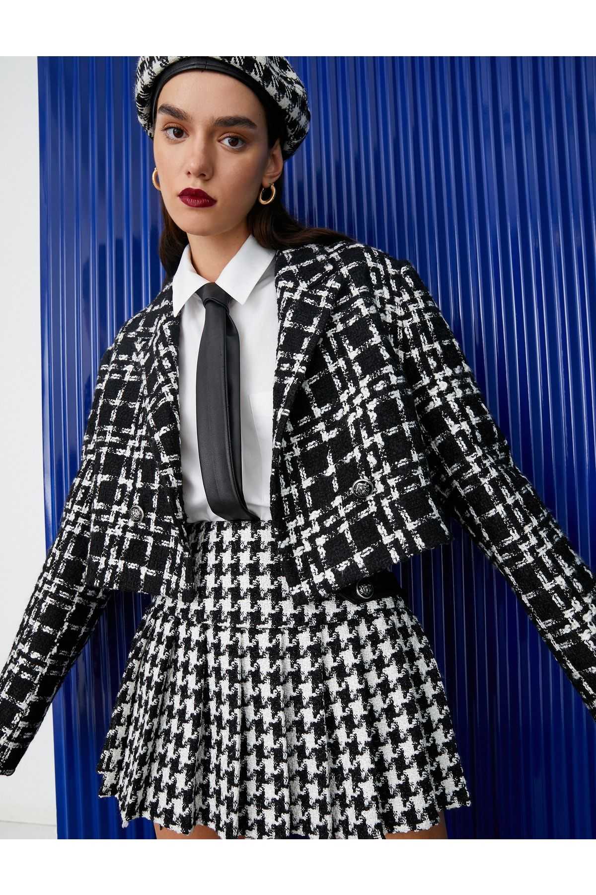 دکمه های تاج دو سینه ژاکت Tweed Crop