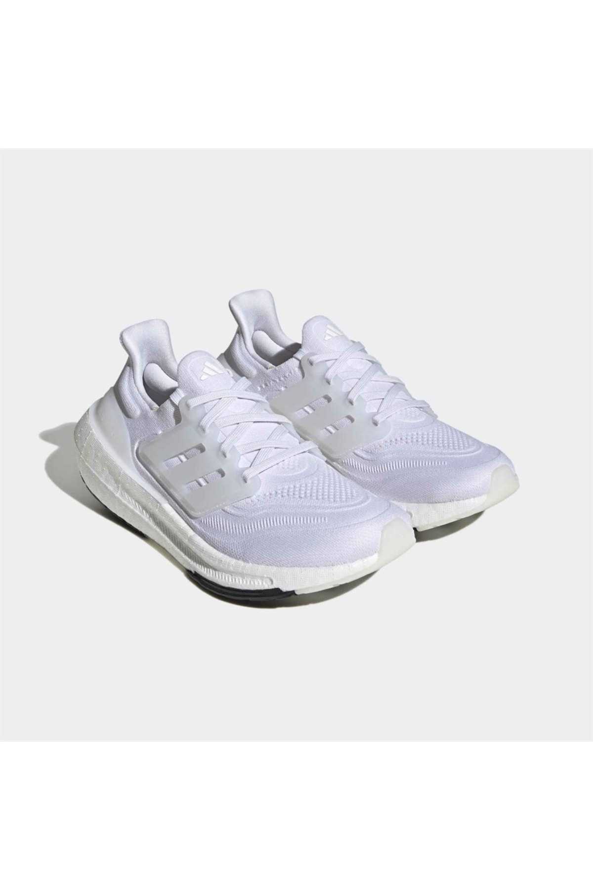 کفش دویدن زنانه سبک Ultraboost