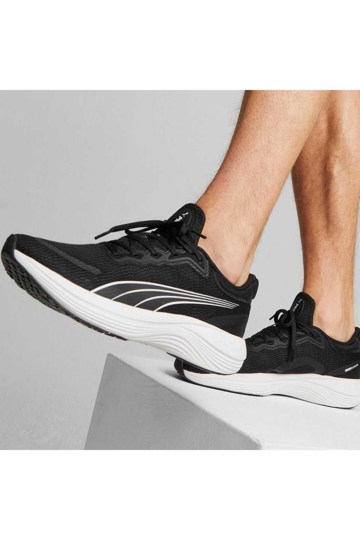 01 Scend Pro Unisex Running Shoes
