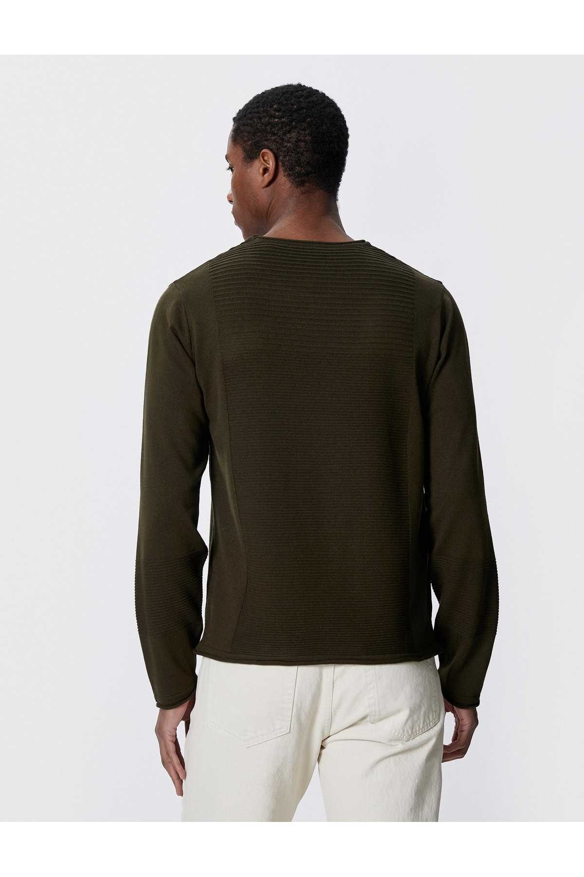 ژاکت بافتنی ساده با بافت یقه گرد با تناسب باریک