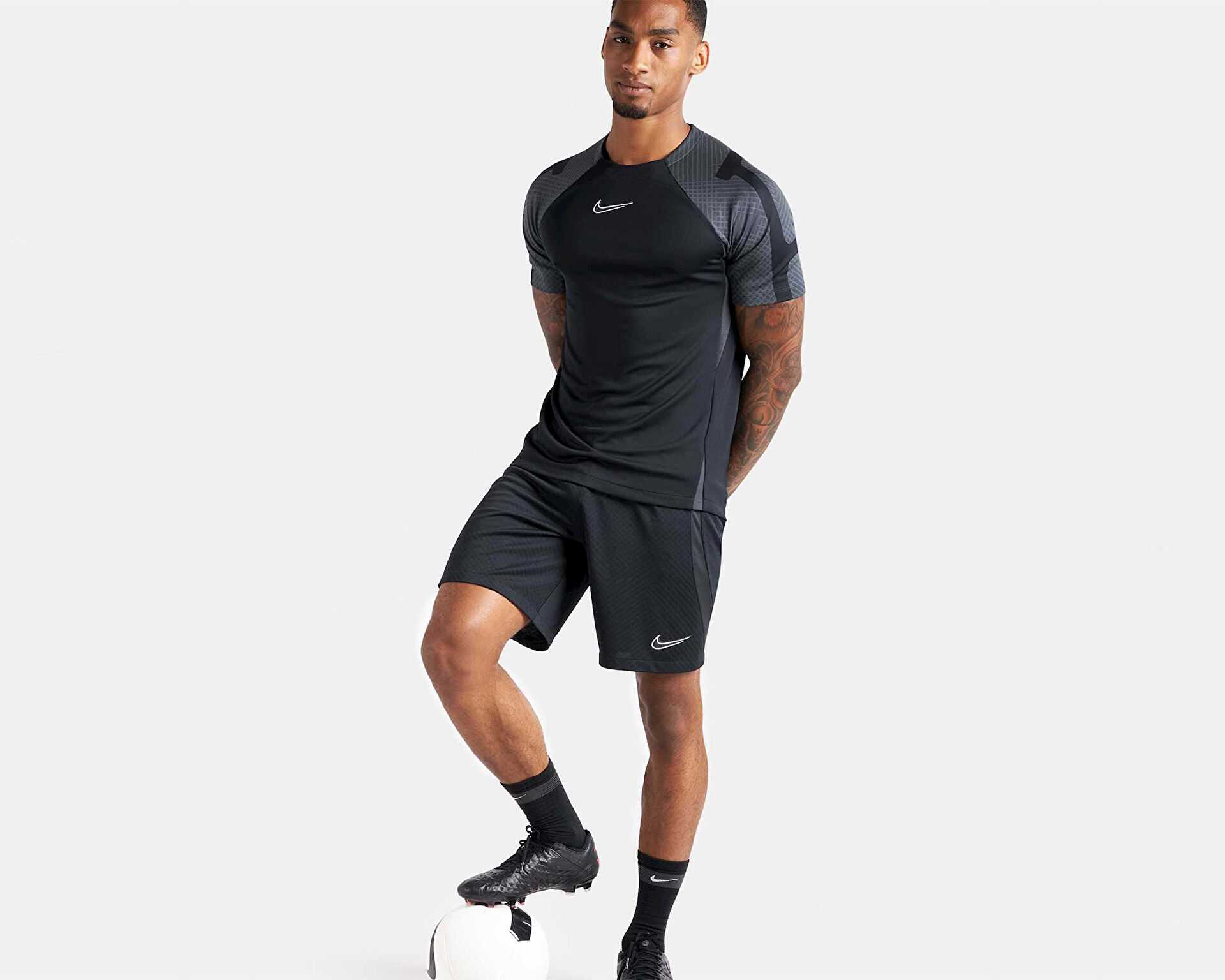 تیشرت تمرینی فوتبال Strike 22 Üst S/S