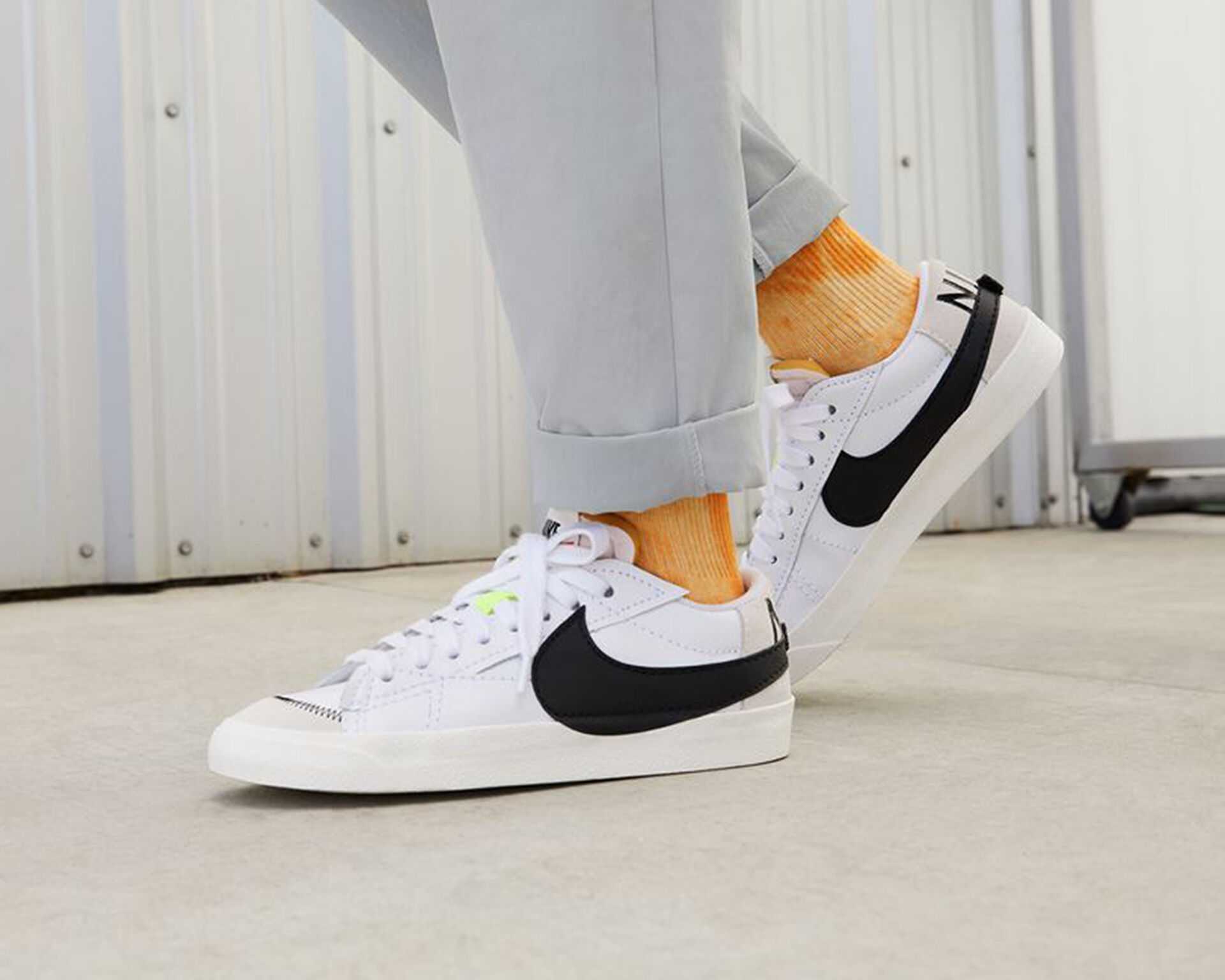 کفش های روزانه W Blazer Low '77 Jumbo