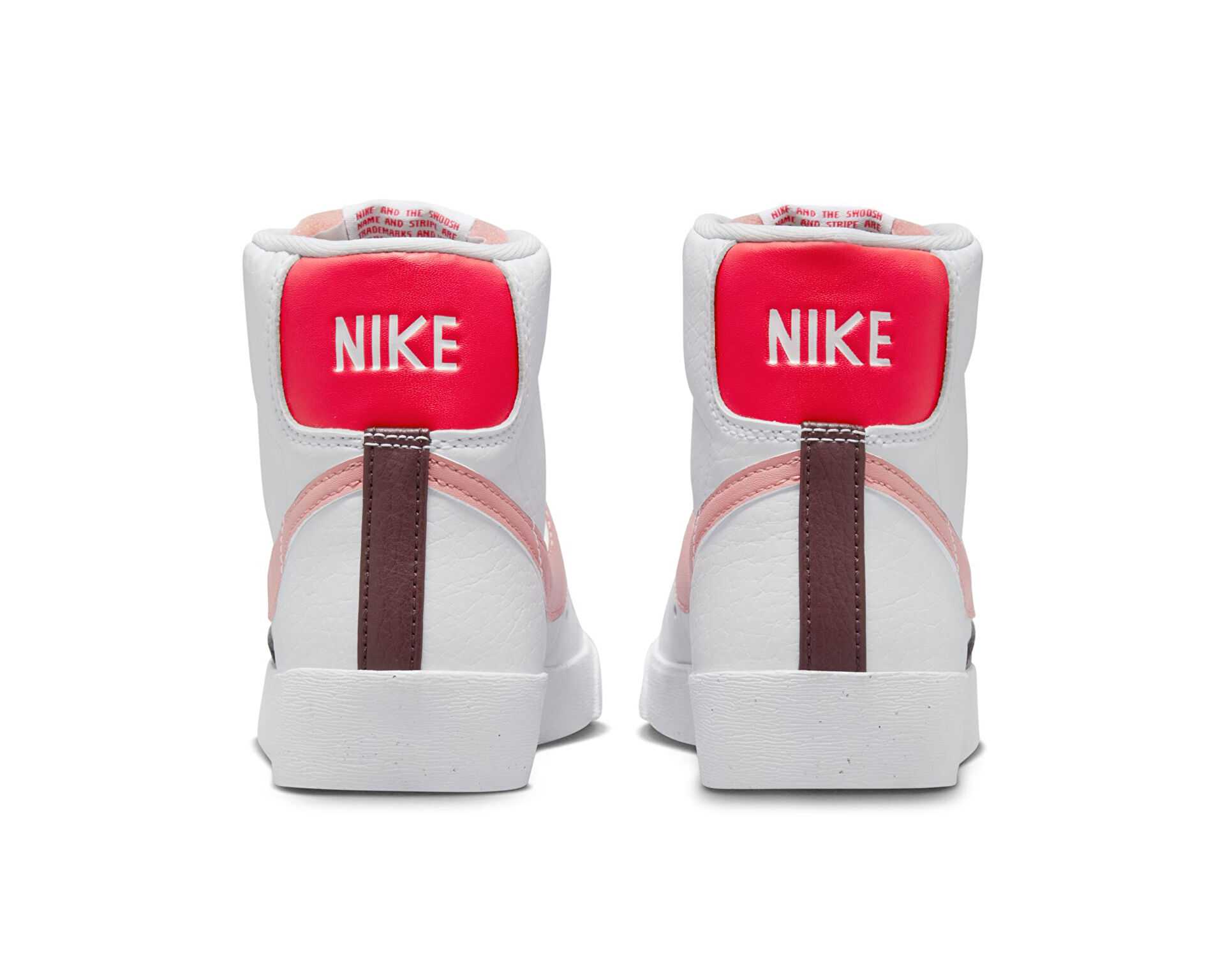 کفش های روزانه Blazer Mid Pro Club