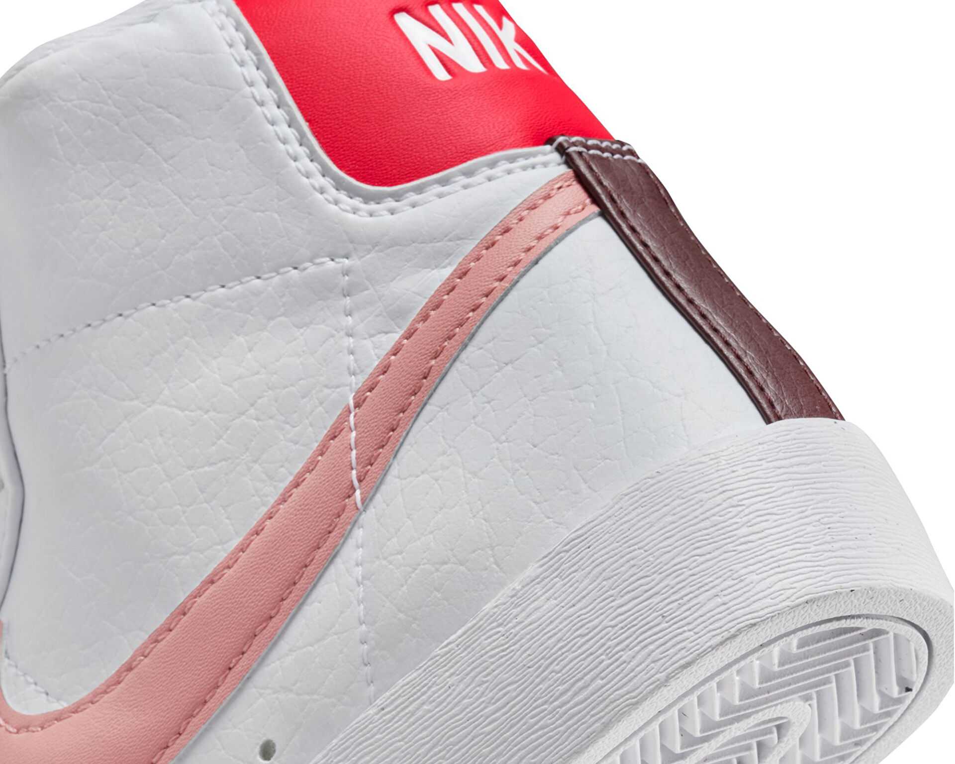 کفش های روزانه Blazer Mid Pro Club