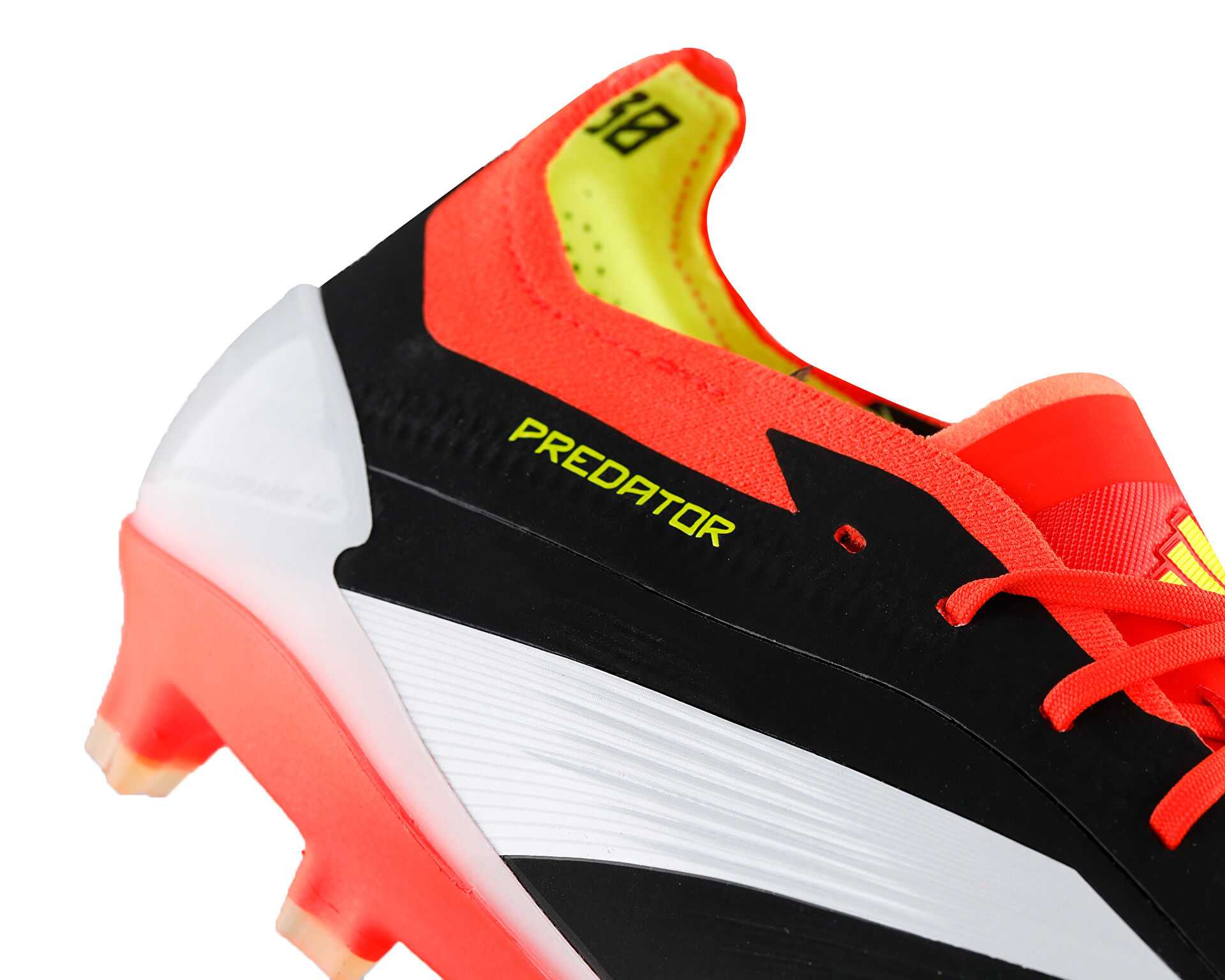 کفش فوتبال چمن Predator Elite Fg