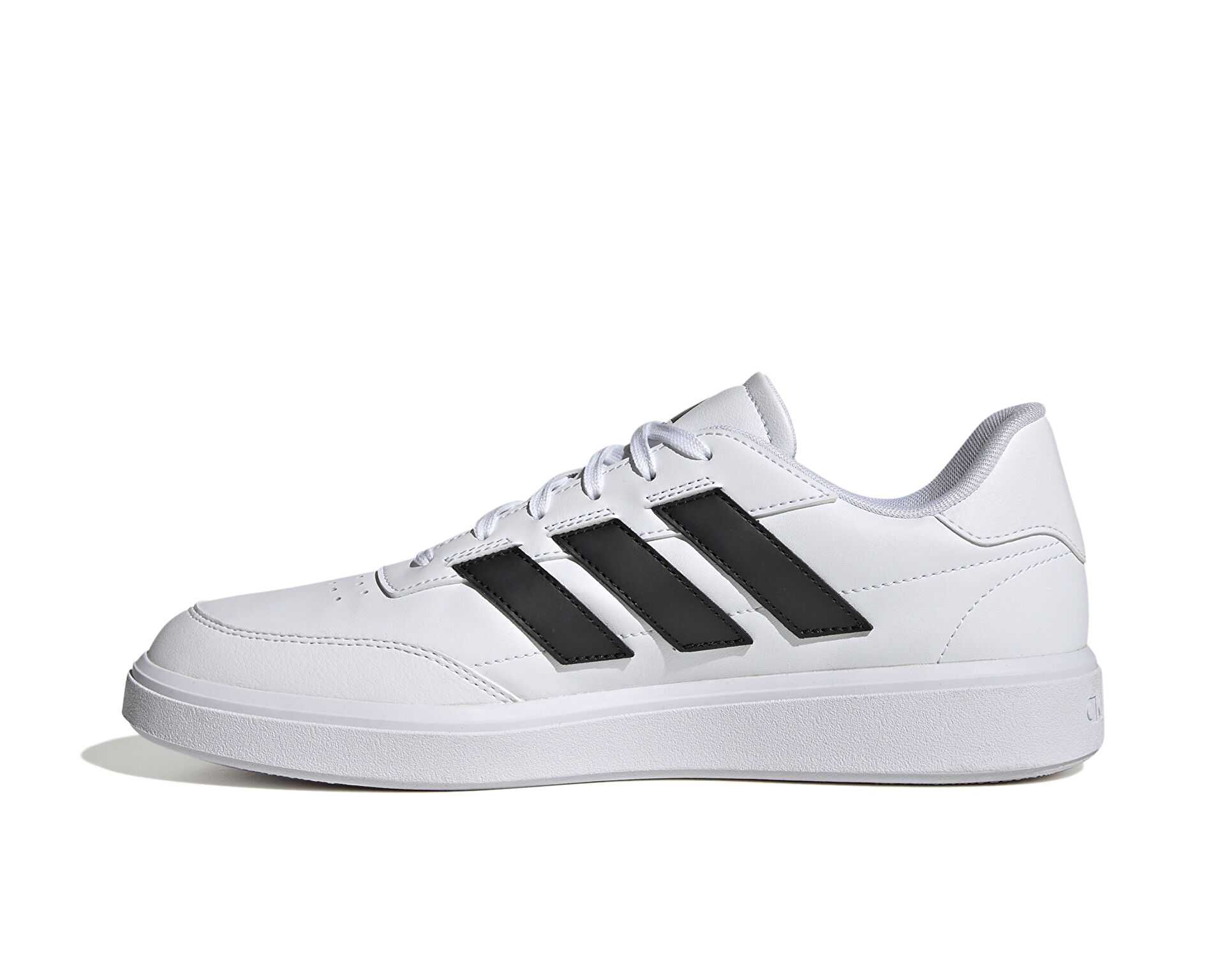 کفش های روزانه Adidas Courtblock