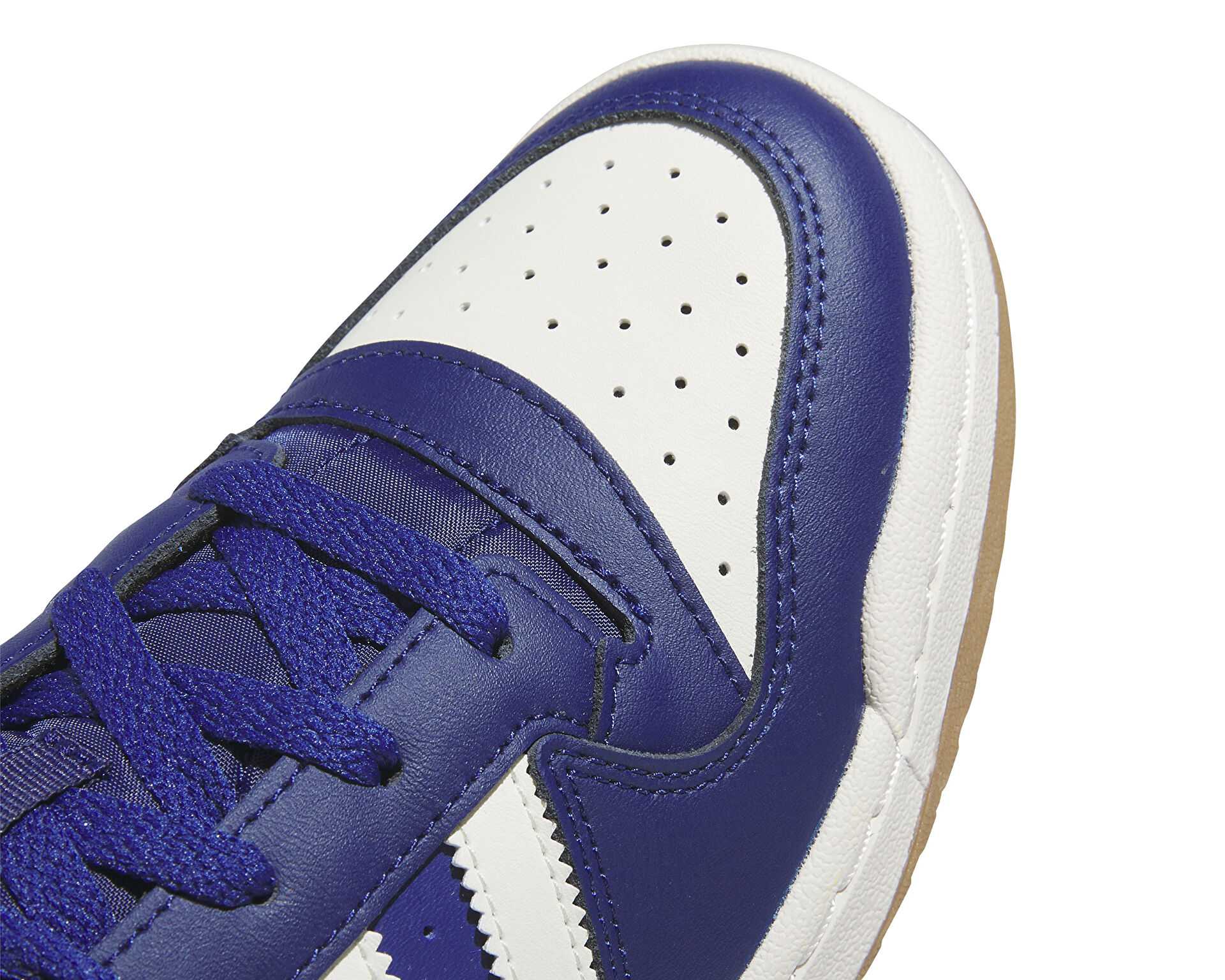 کفش های روزانه adidas Forum Low