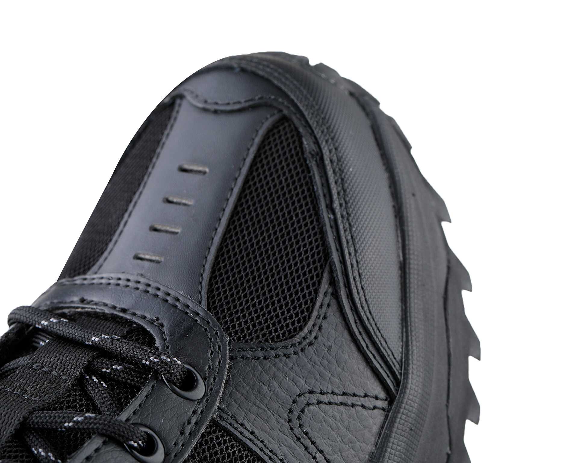 چکمه های فضای باز Skechers Bionic Trail