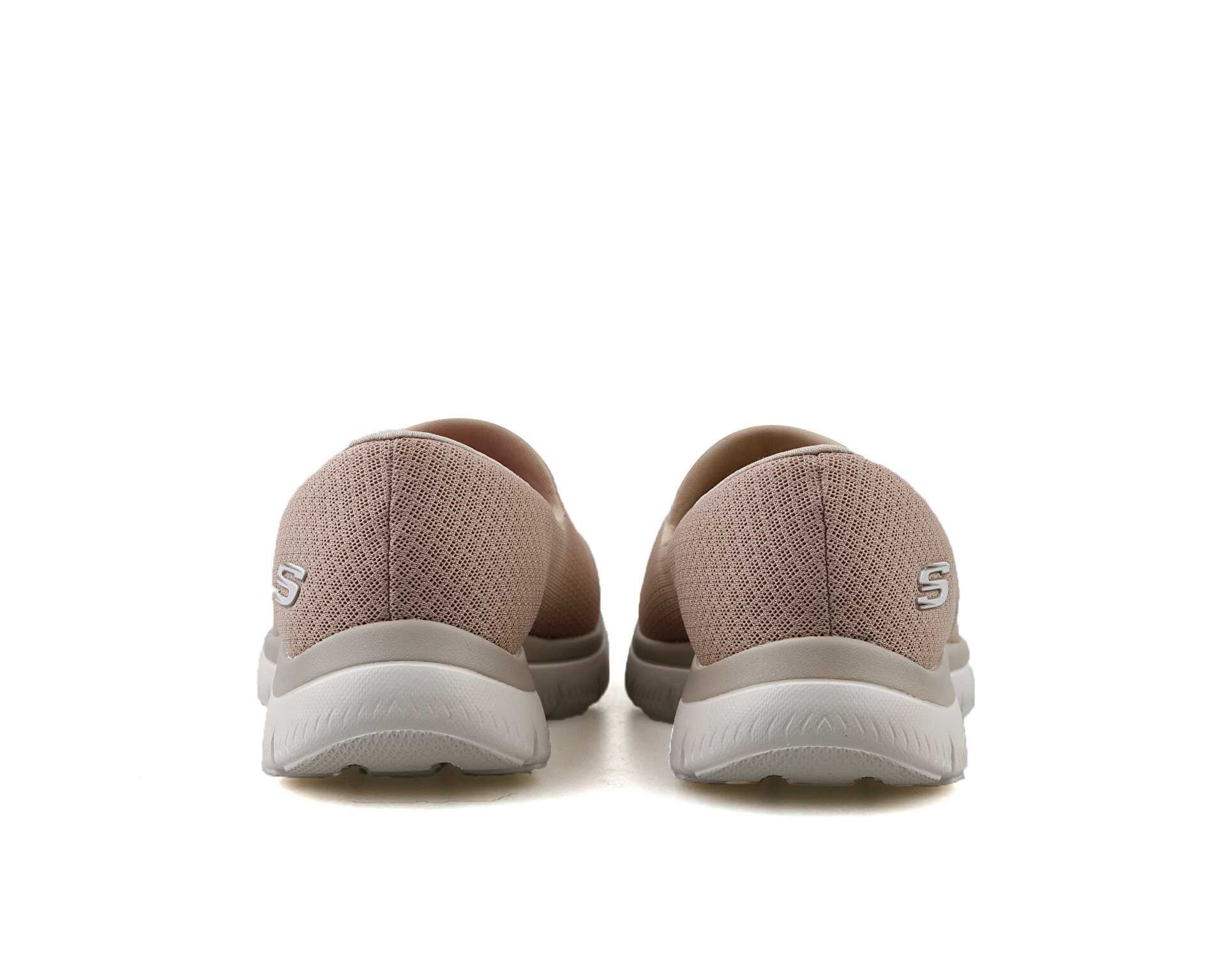 کفش های روزانه Summits