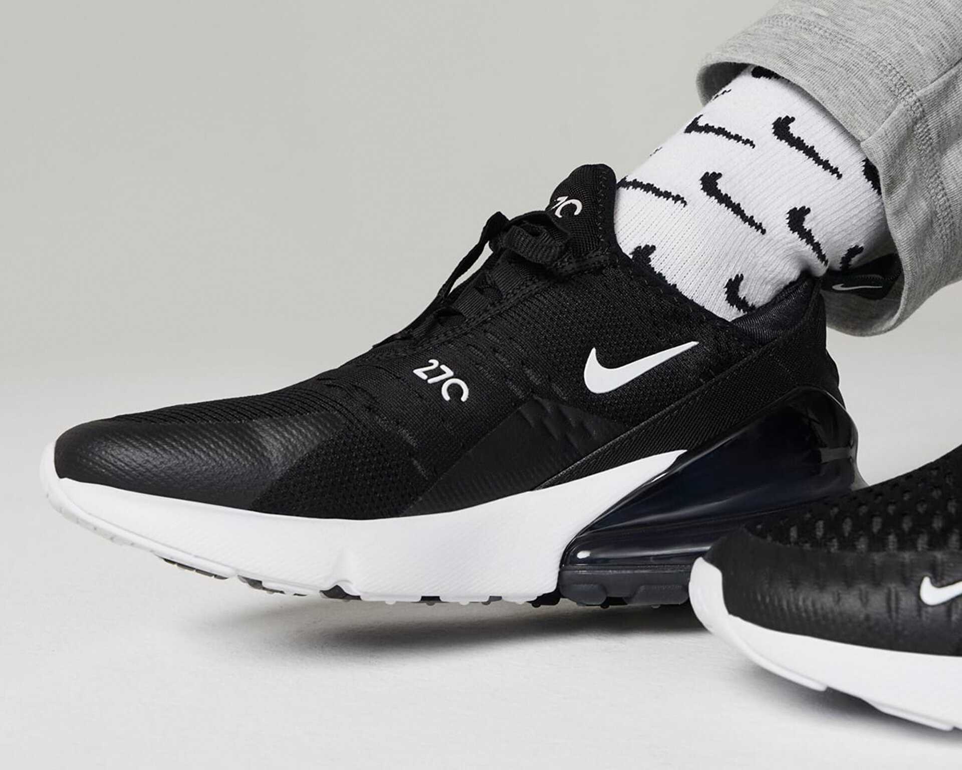 کفش های روزانه W Air Max 270