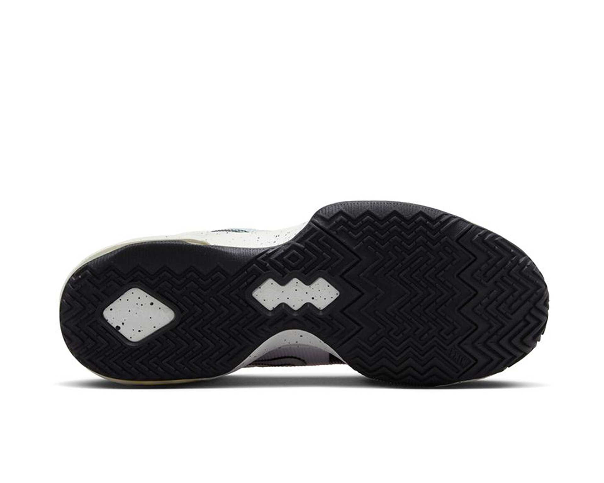 کفش های بسکتبال Air Max Impact 4