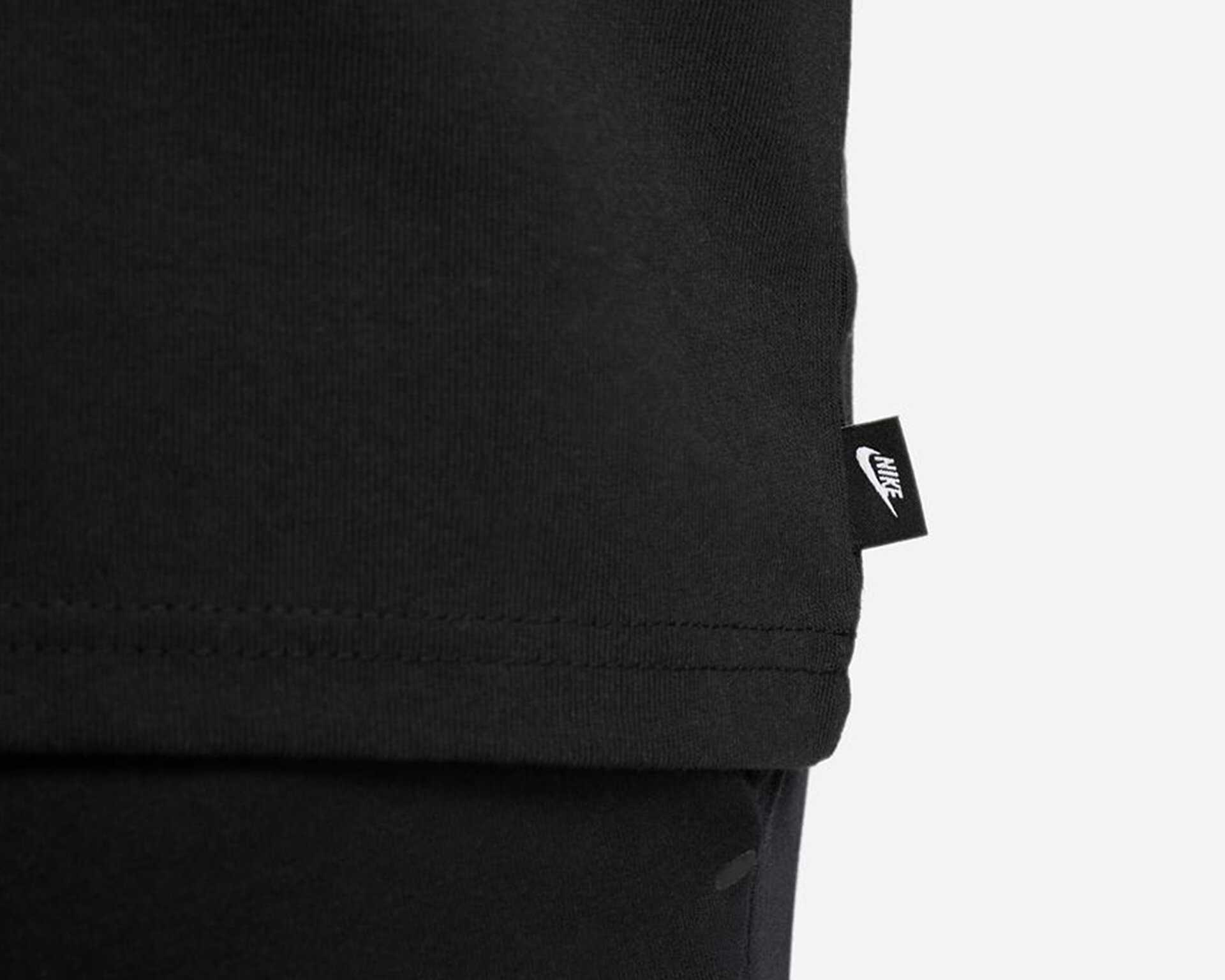 تیشرت روزانه Sportswear Premium Essentials