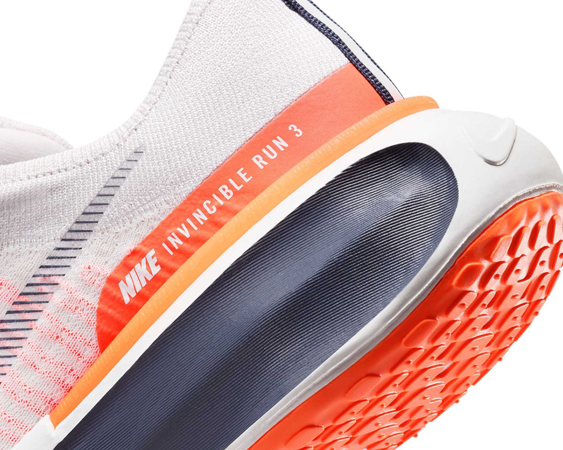 کفش دویدن Nike Invincible 3