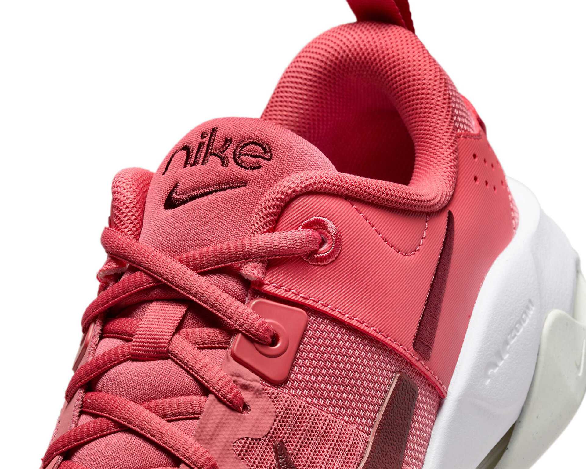 کفش های آموزشی W Zoom Bella 6