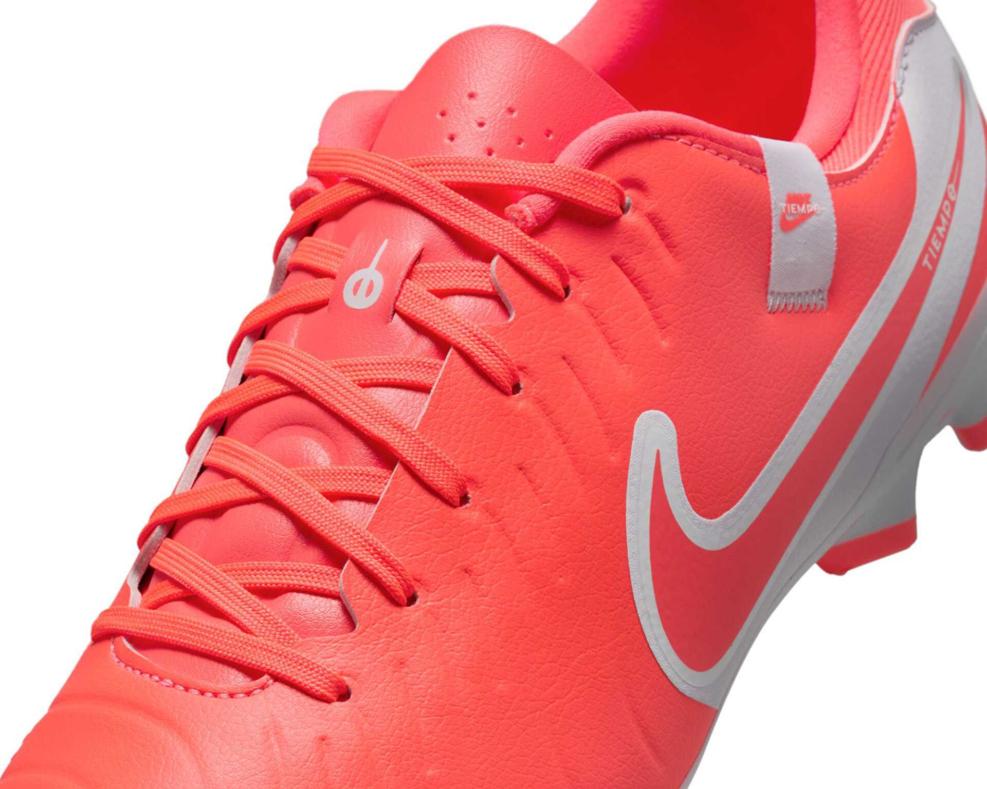 کفش فوتبال چند زمینی جوانان Jr Tiempo Legend 10 Academy Fg Mg