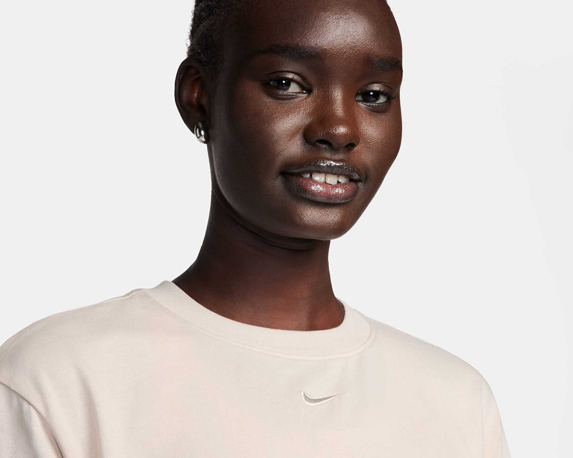 لباس تیشرت روزانه W Nsw Essntl Ss Dress Tshrt