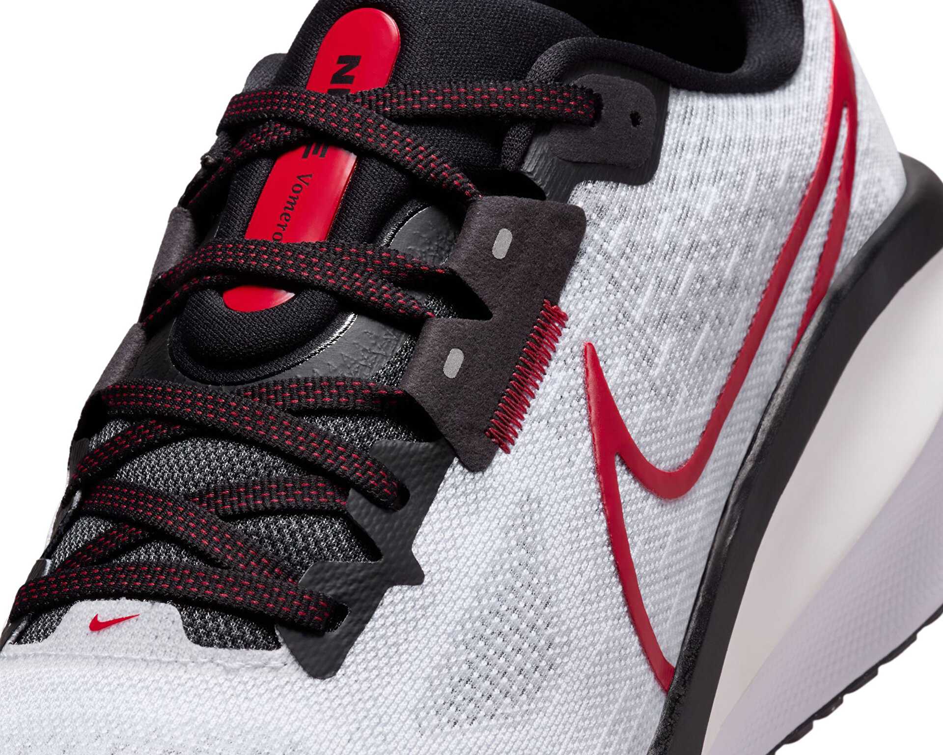 کفش دویدن Vomero 17