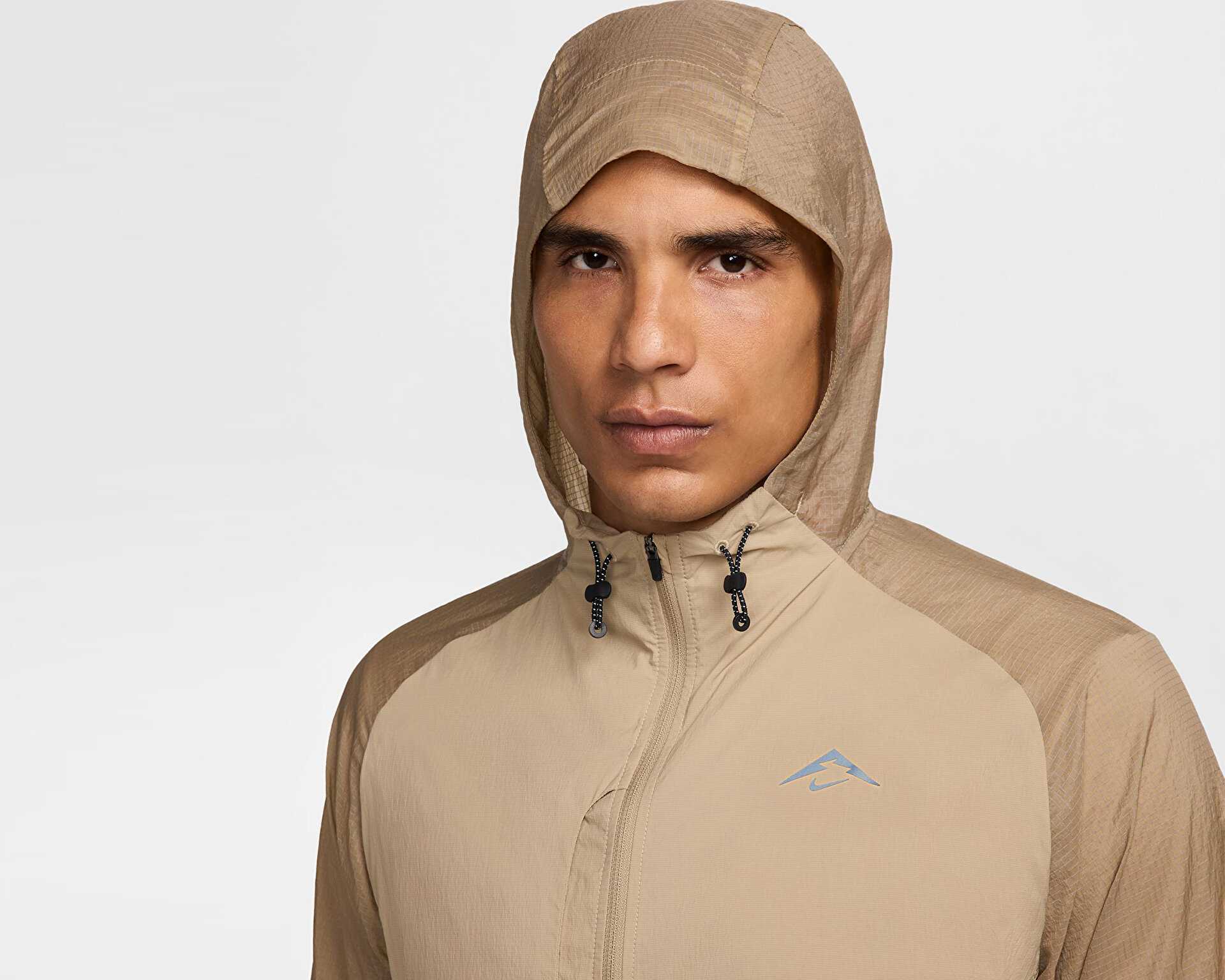 ژاکت دویدن Nike Trail Aireez