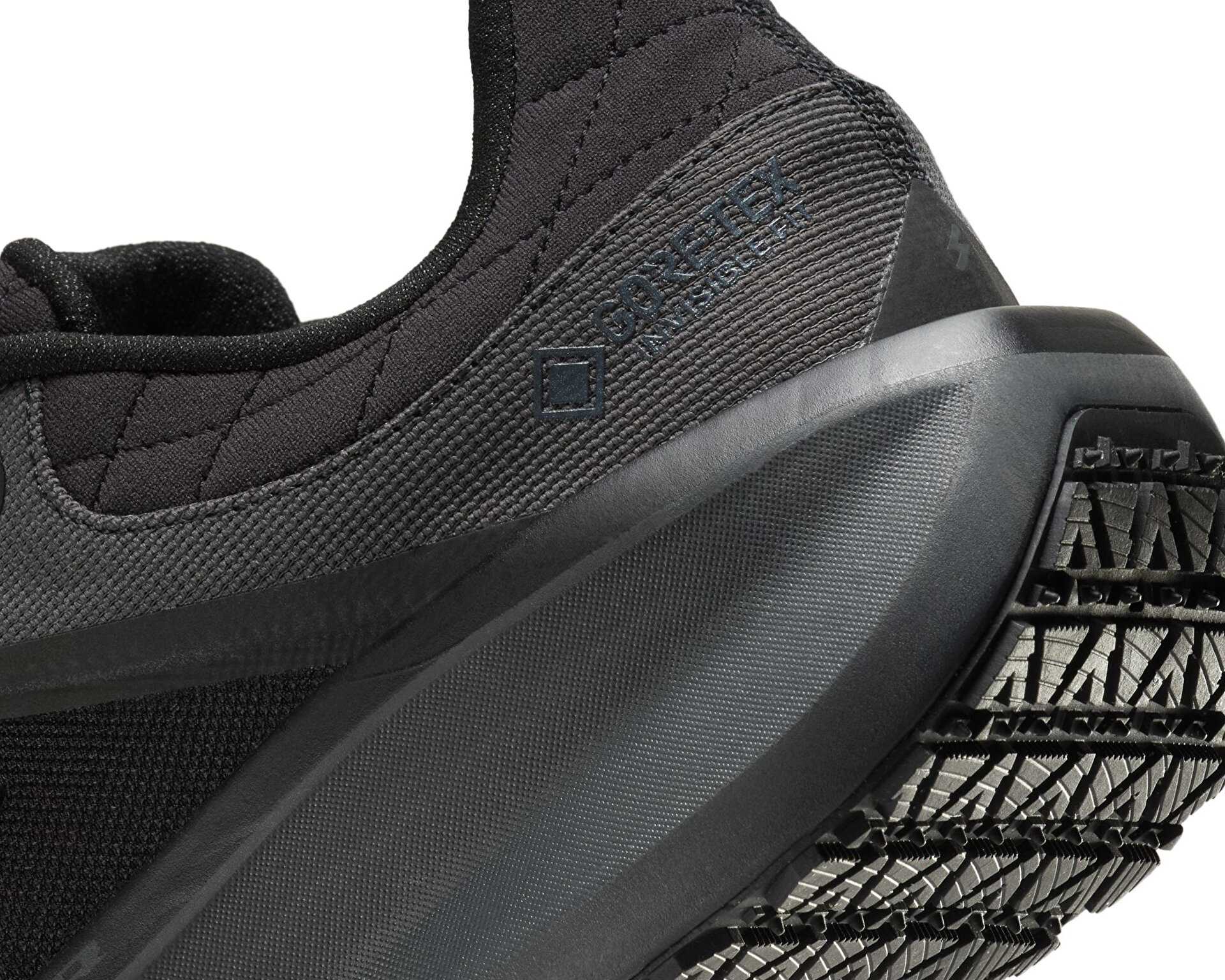 کفش دویدن Nike Winflo 11 Gore-Tex