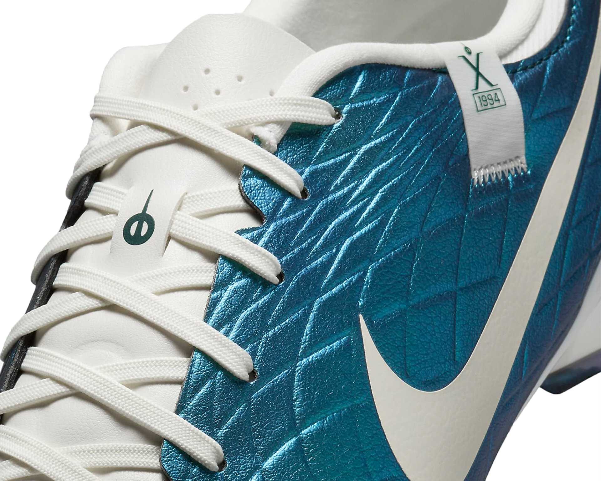 کفش فوتبال چمن Nike Legend 10 Academy Fg/Mg
