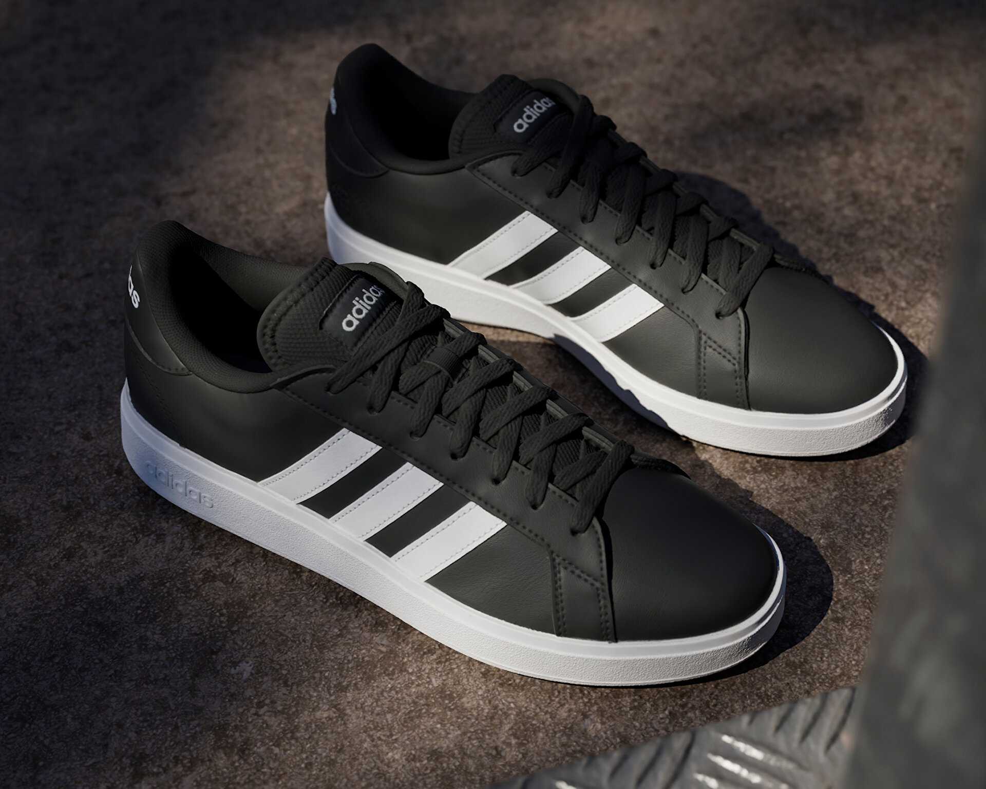 کفش های روزانه Grand Court Alpha