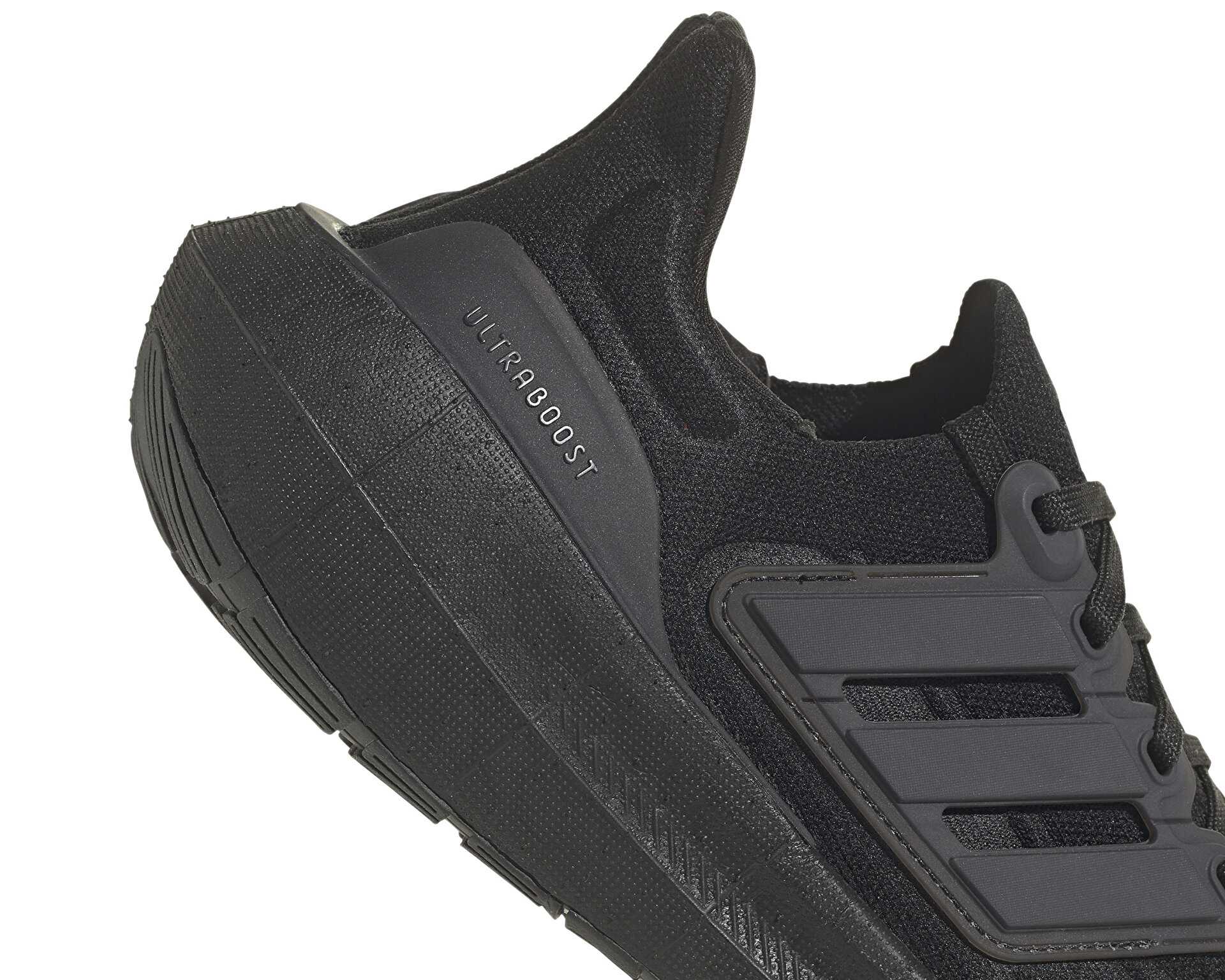 کفش دویدن Ultraboost Light X