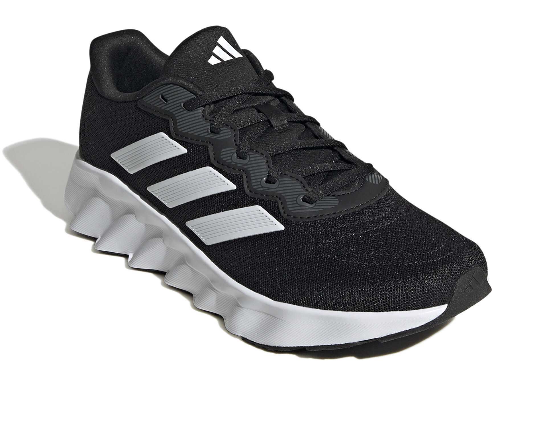 کفش دویدن Adidas Switch Move W