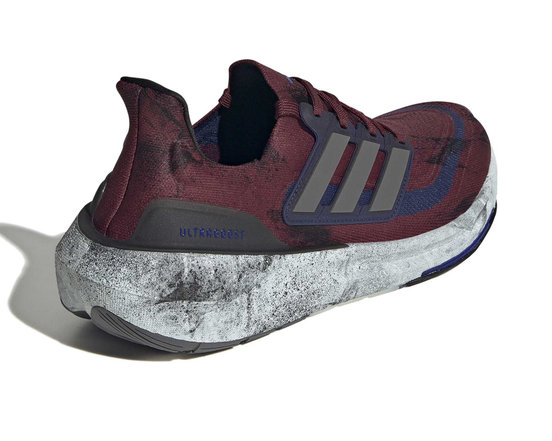 کفش دویدن Ultraboost 22