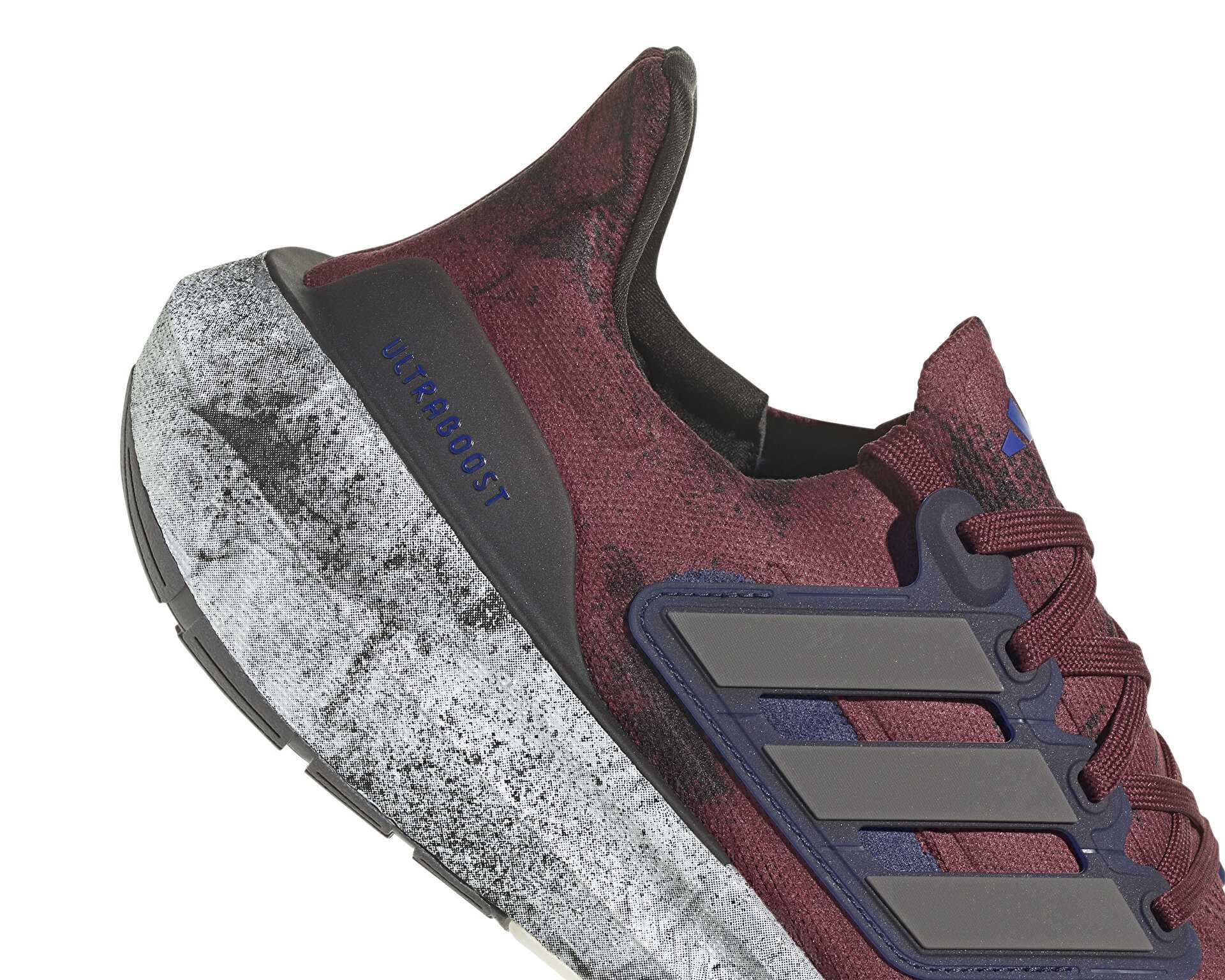 کفش دویدن Ultraboost 22