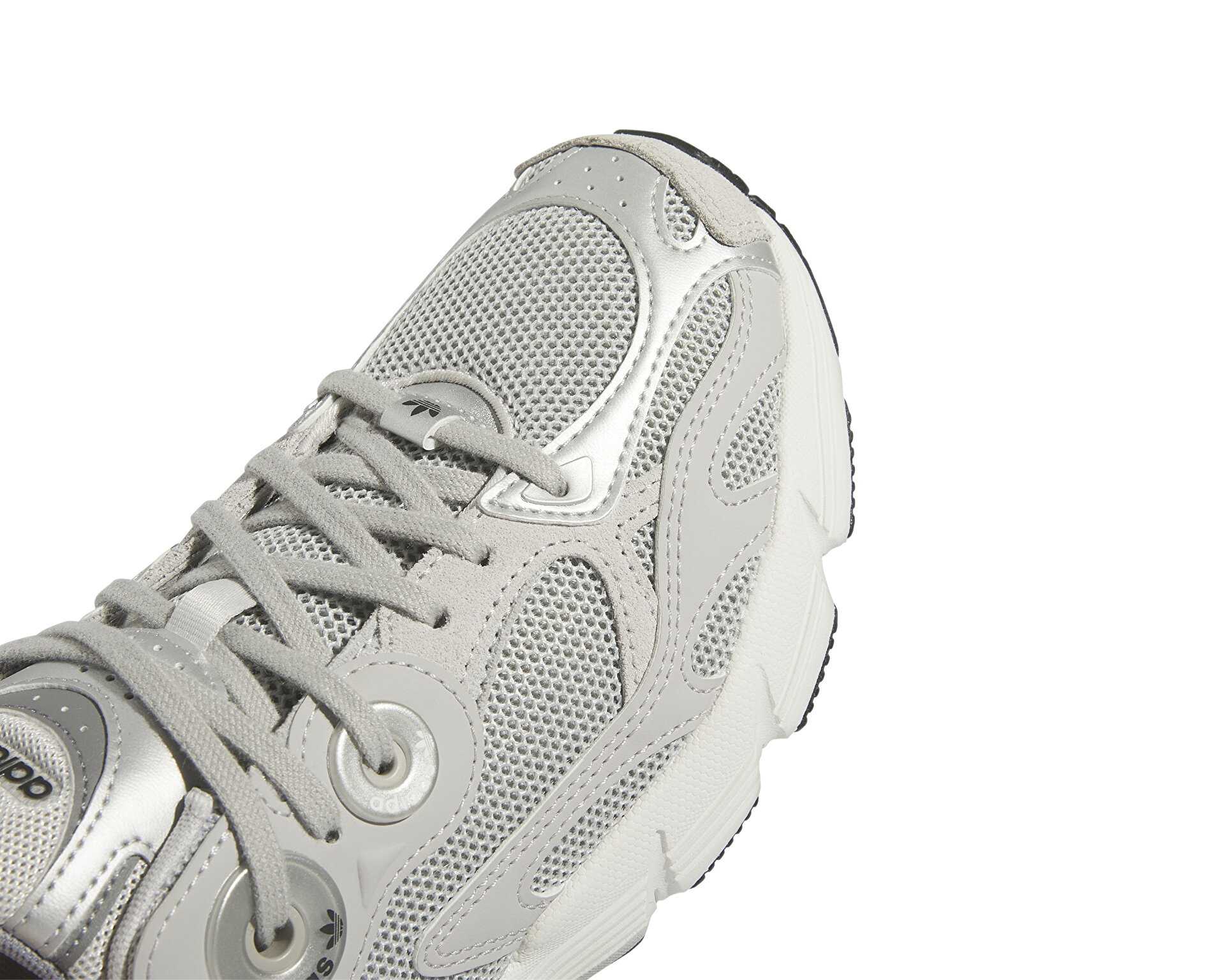 کفش های روزانه Adidas Astir W