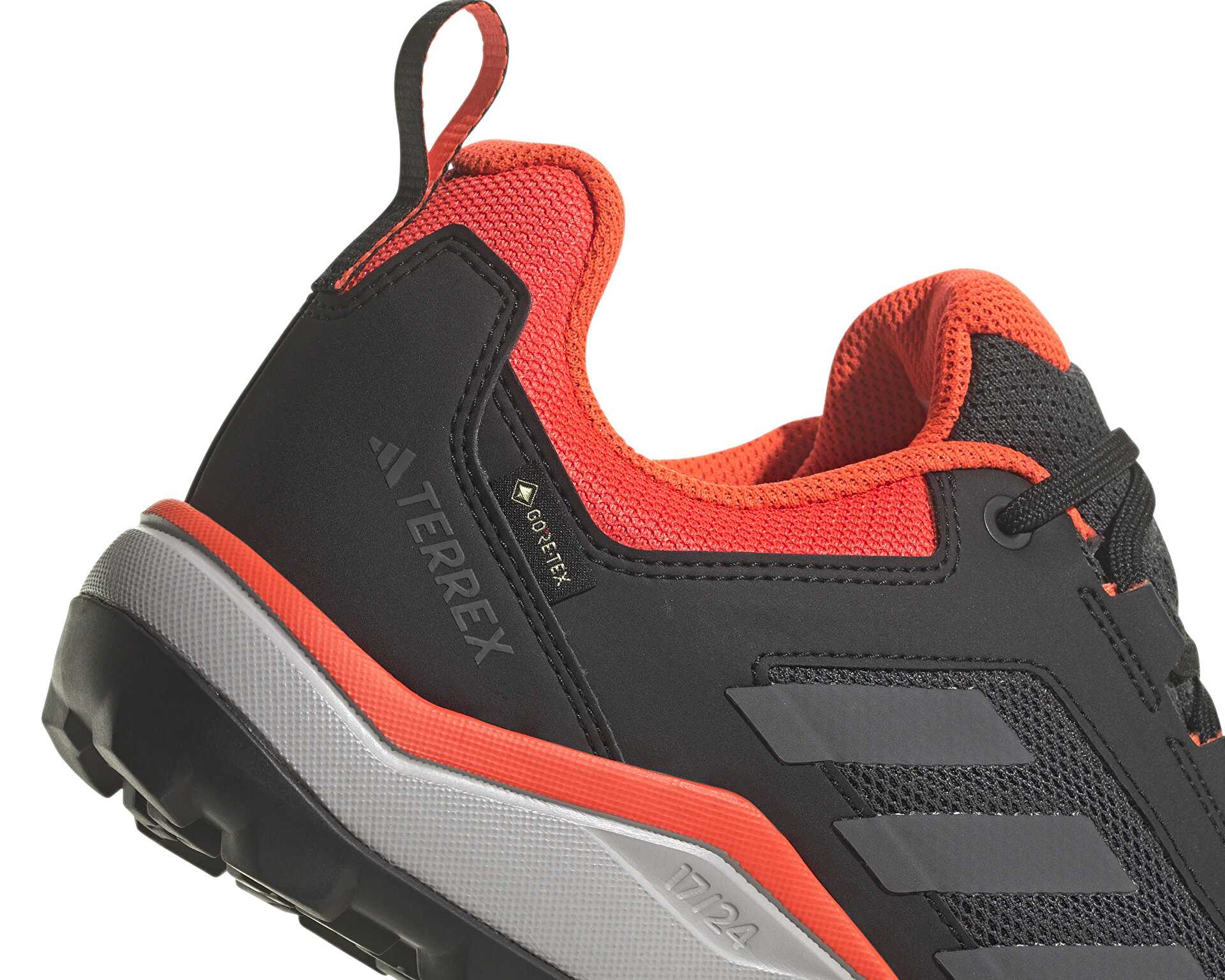 کفش های فضای باز Terrex Tracerocker 2 Gtx
