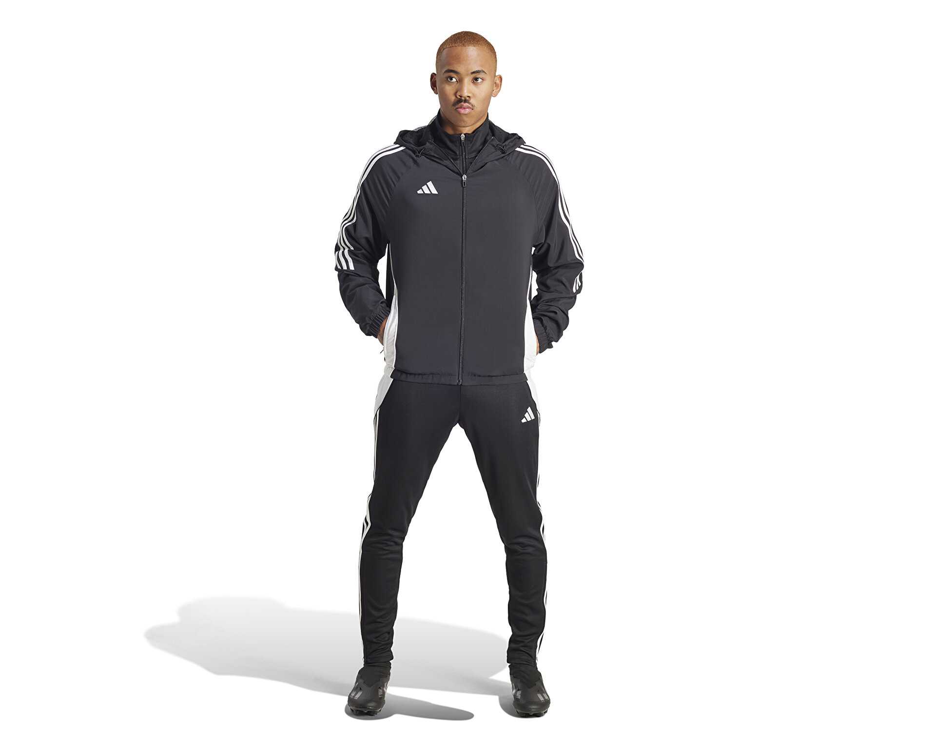 بادگیر فوتبال Tiro24 Wb