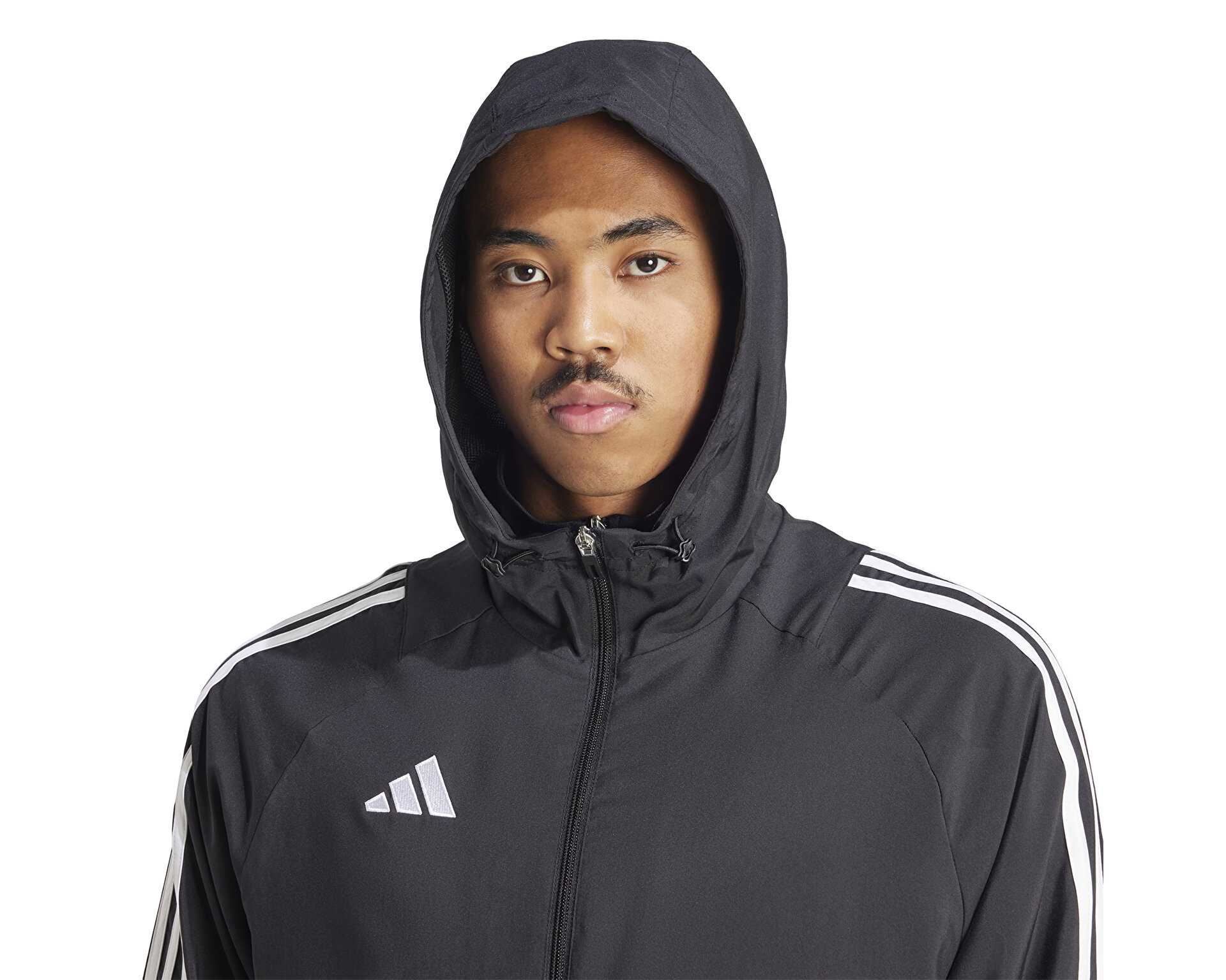 بادگیر فوتبال Tiro24 Wb