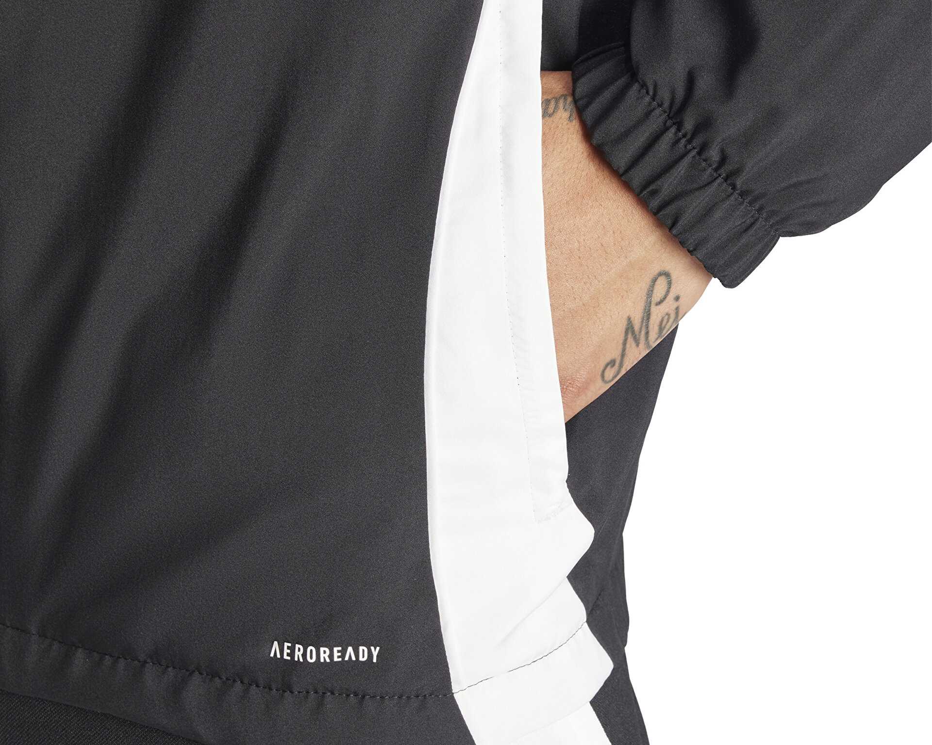 بادگیر فوتبال Tiro24 Wb