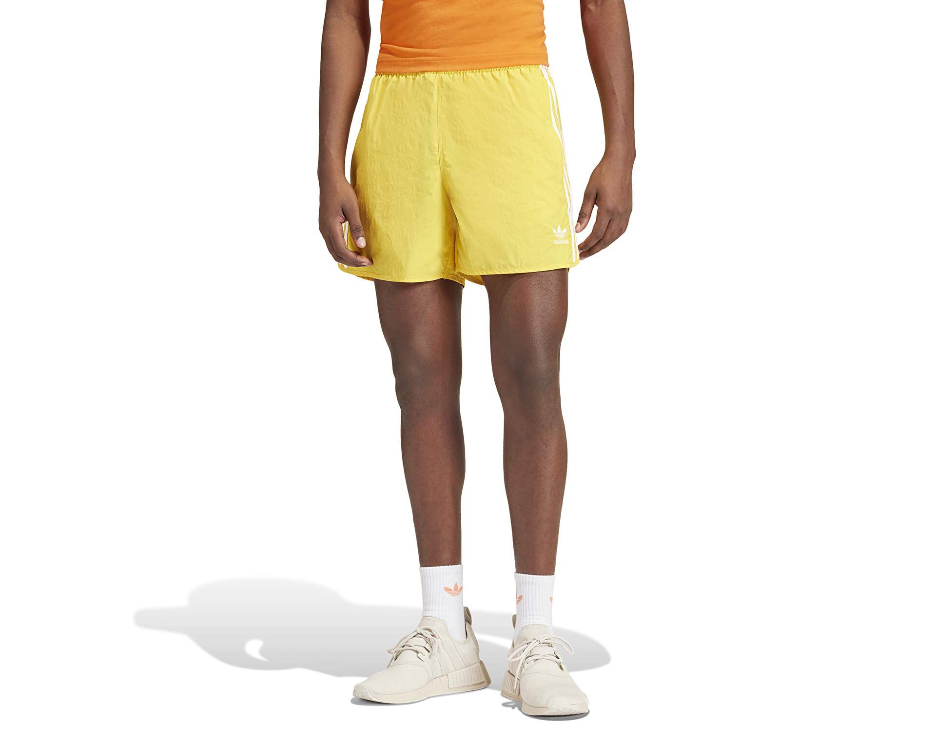 casual-shorts-sprinter-shorts