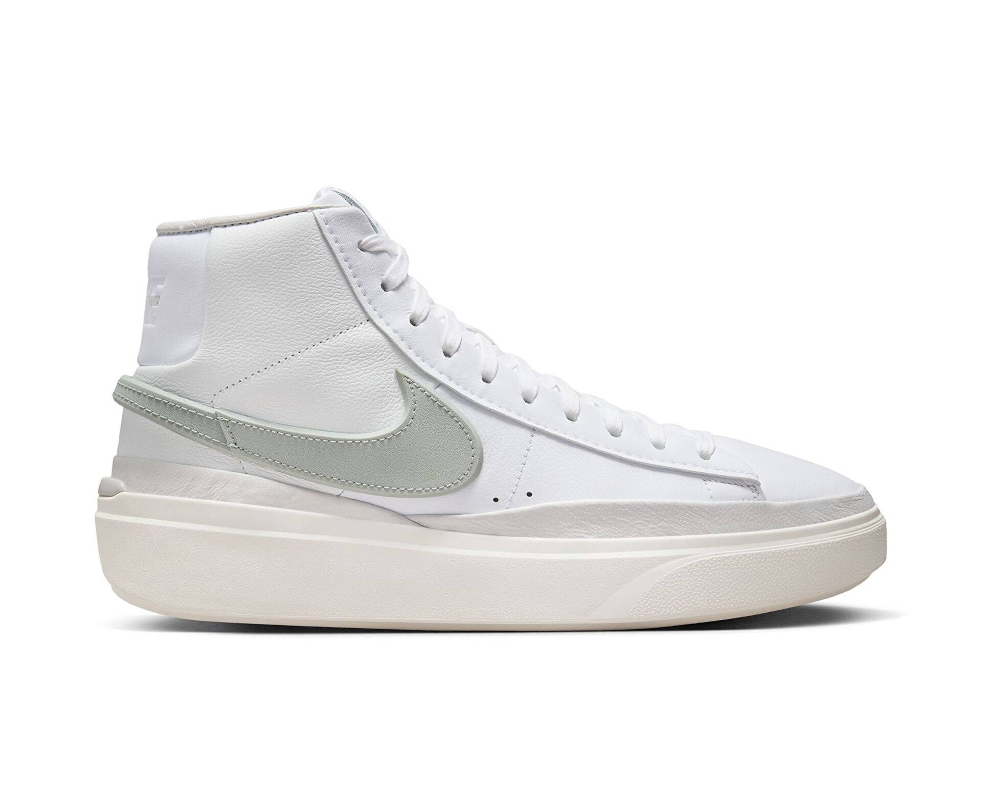 کفش های روزانه Blazer Mid Pro Club