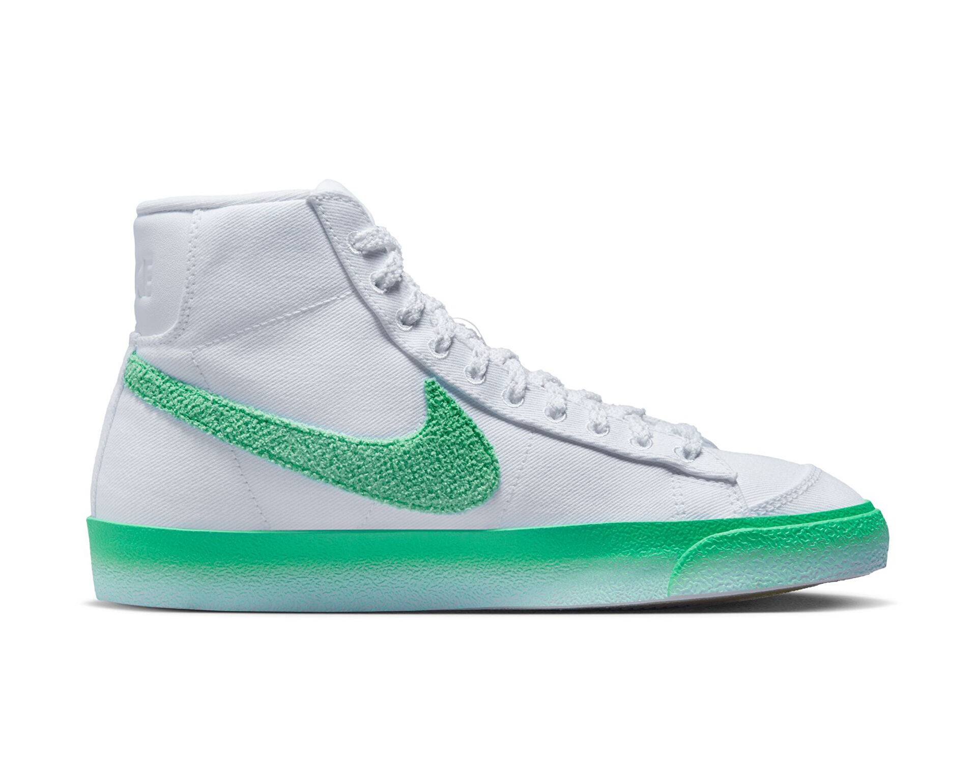 کفش های روزانه Blazer Mid Pro Club