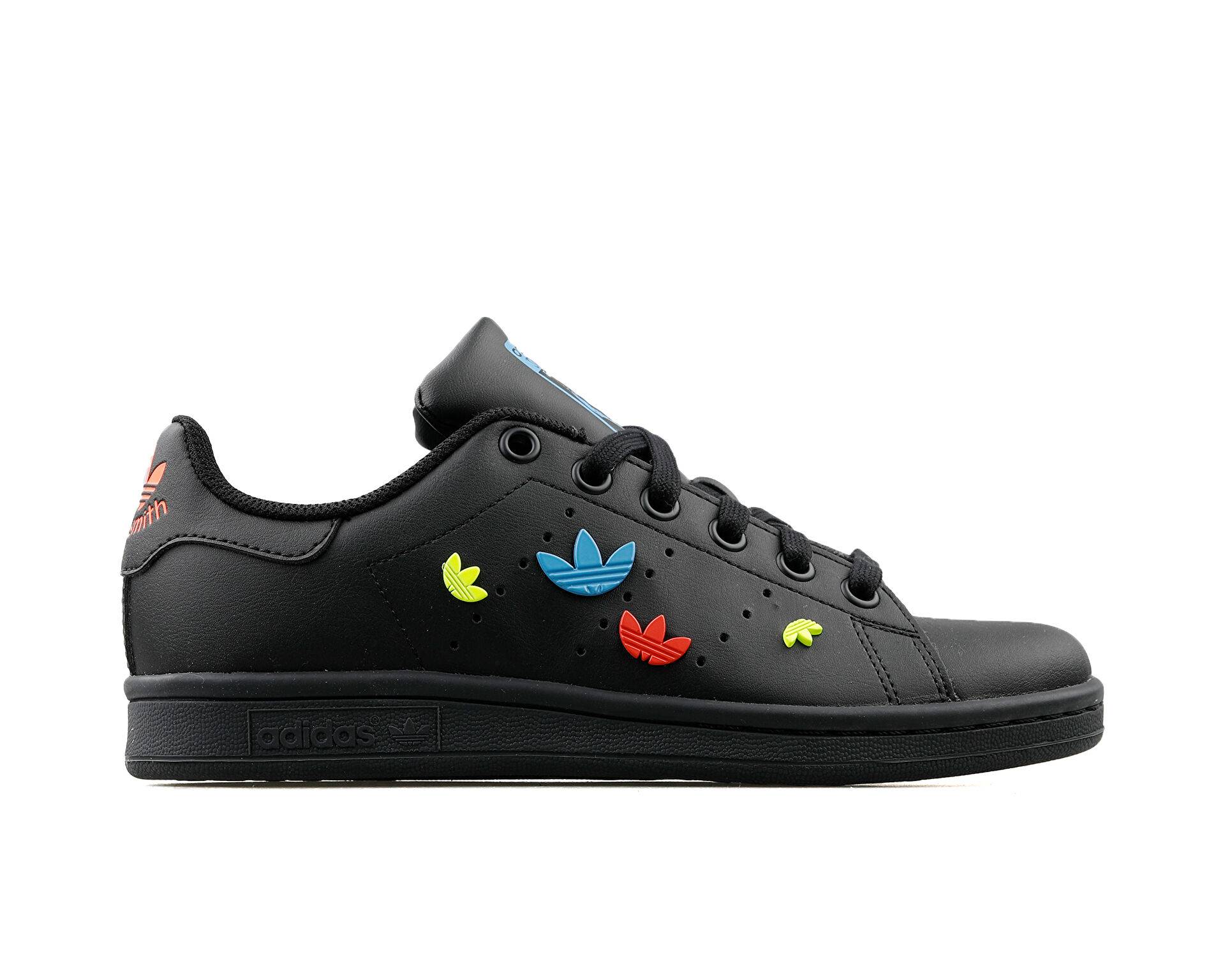 کفش های روزانه Stan Smith