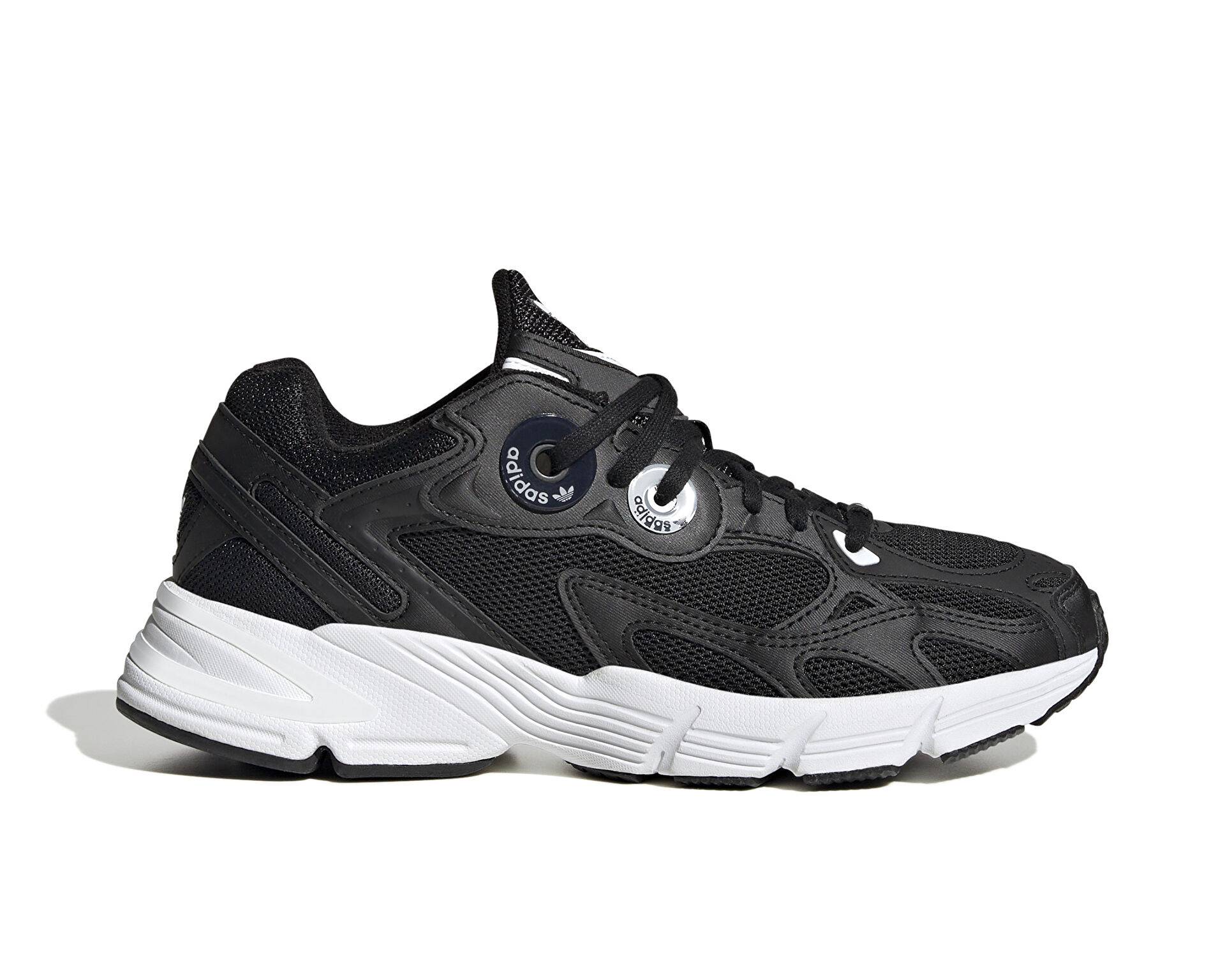 کفش های روزانه Adidas Astir W