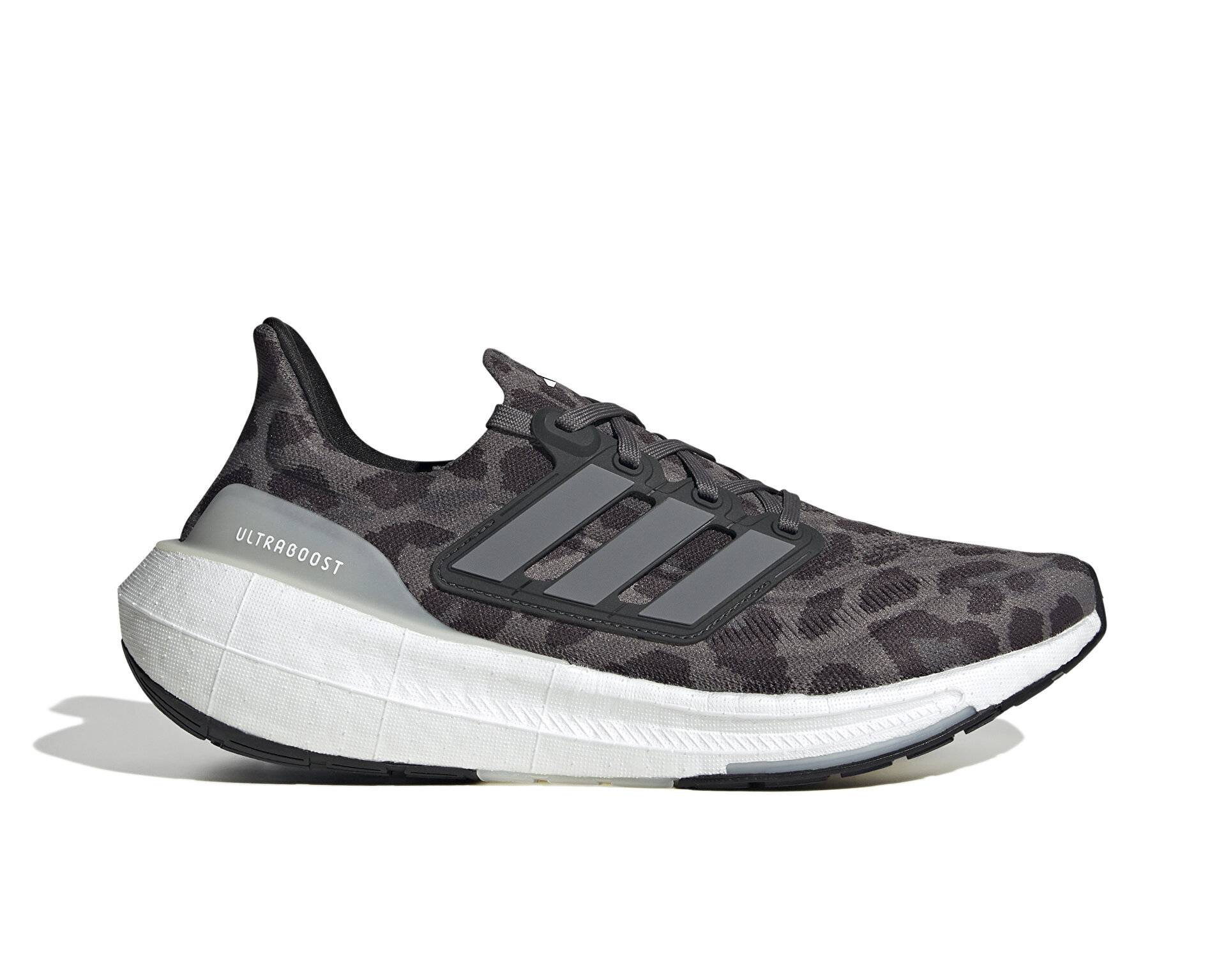 کفش دویدن Ultraboost 22