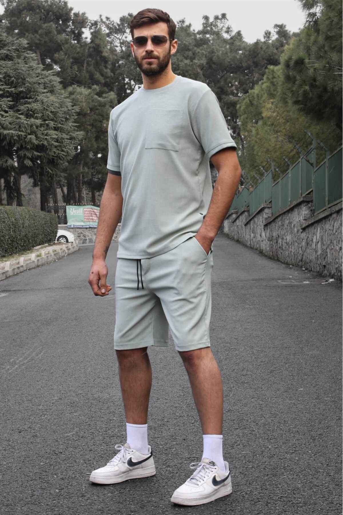 ست شلوارک مردانه بیسیک سبز نعنایی با جزئیات جیبی