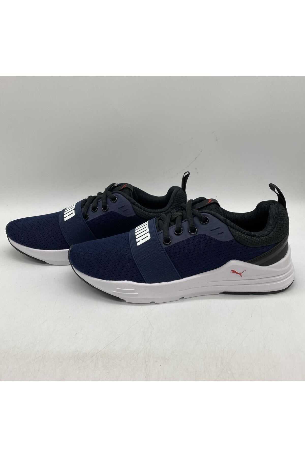 کفش ورزشی مردانه Wired Run