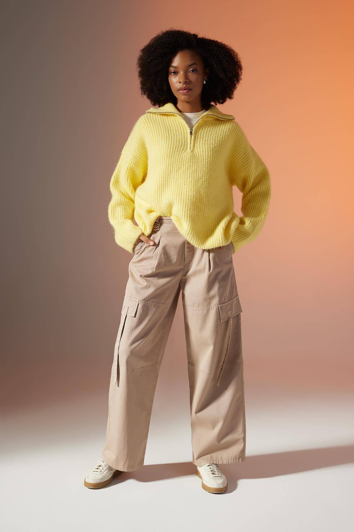 شلوار گاباردین استاندارد با جیب باری گشاد