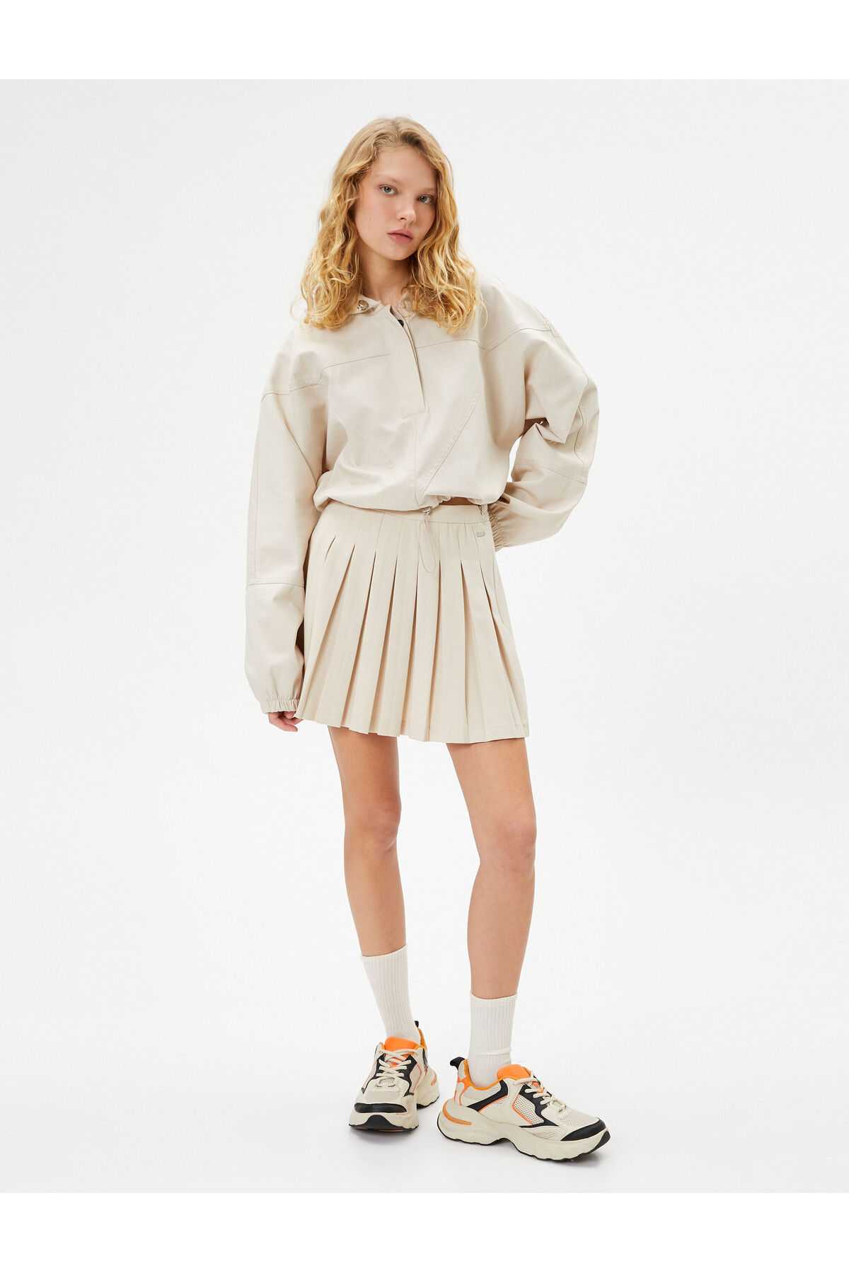 سویشرت چتر نجات نیم دکمه کش دار آستین بلند بادکنکی نخی