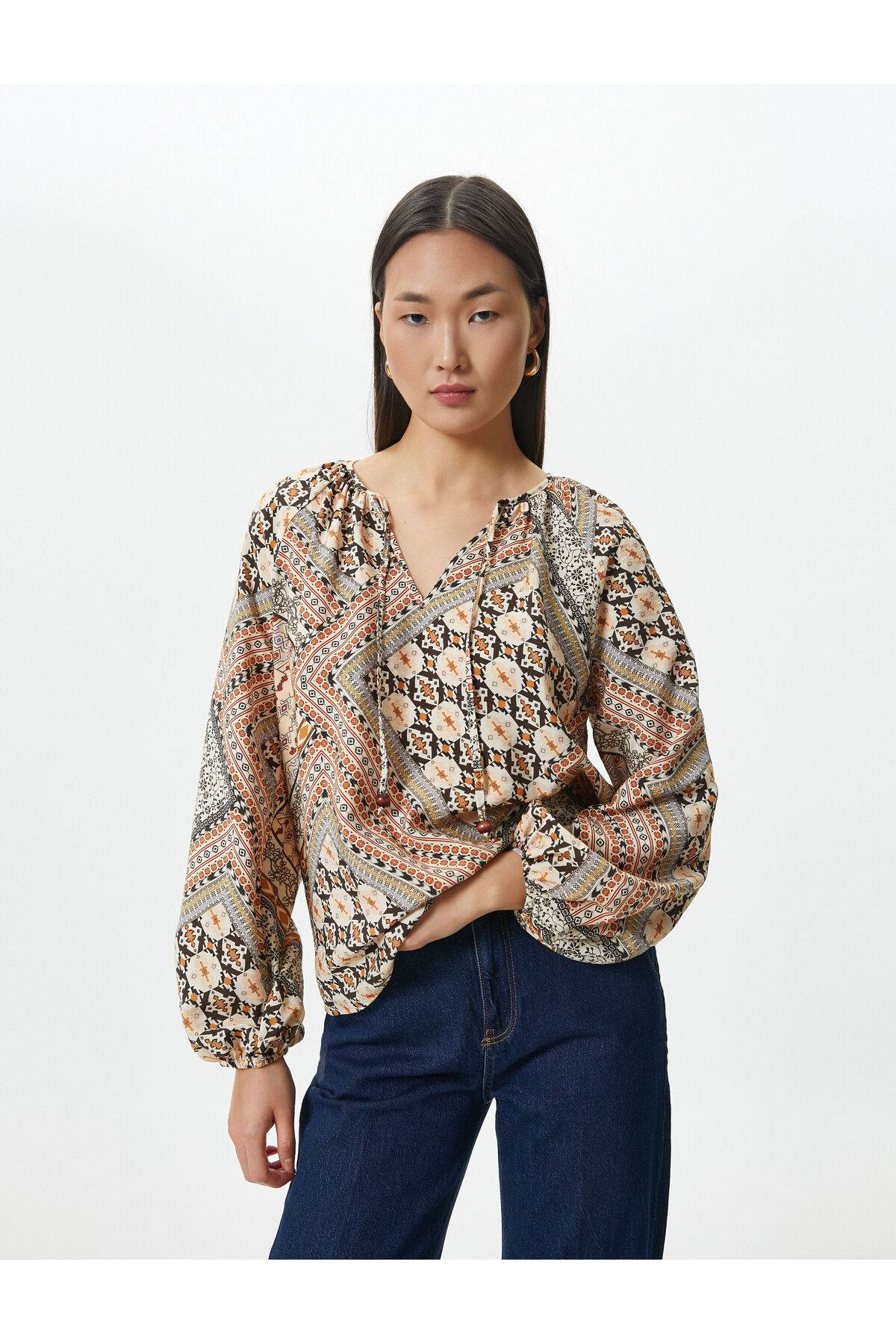 بلوز آستین بادکنکی با طرح های قومی پنجره ترکیبی از ویسکوز با جزئیات