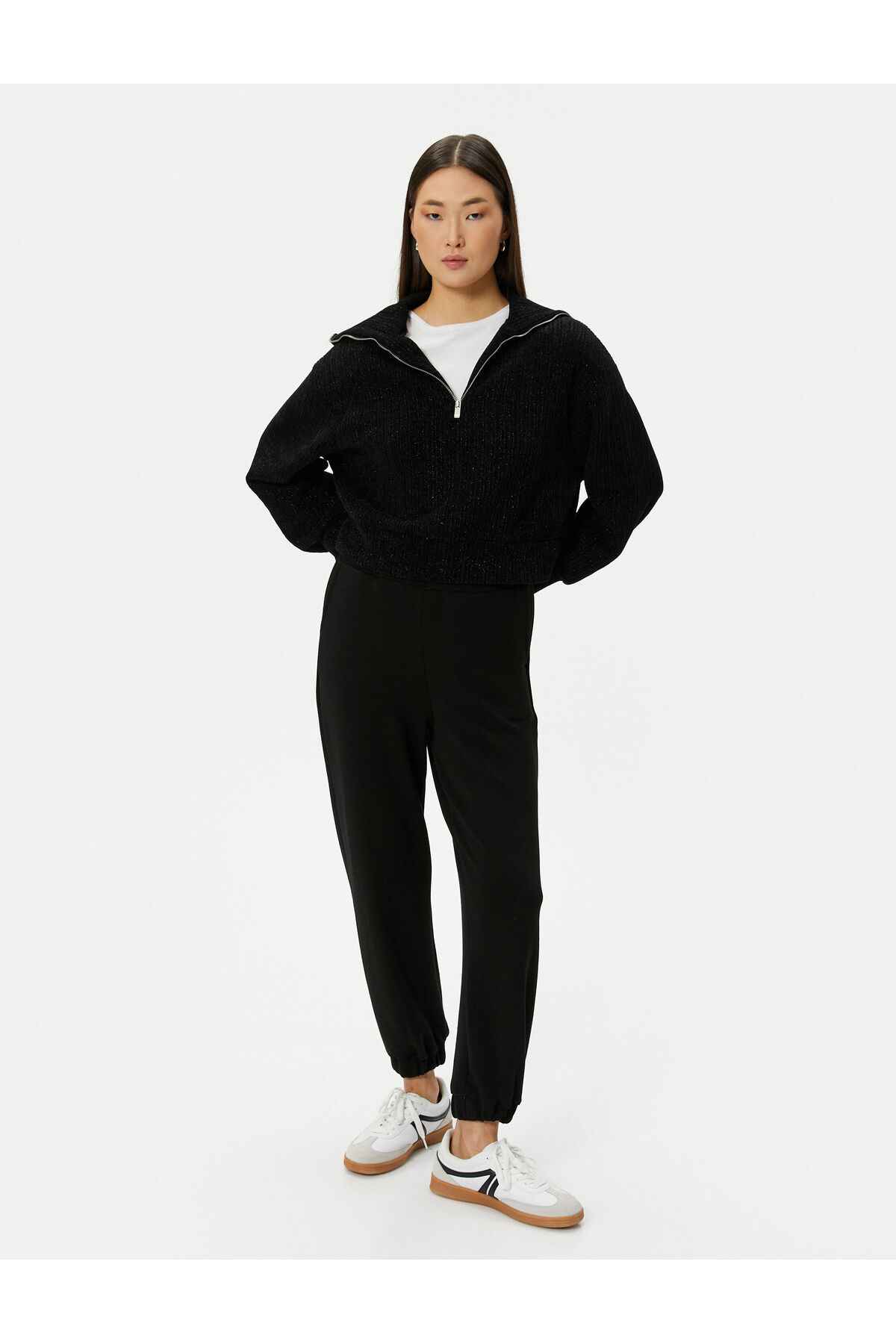 شلوار ورزشی Jogger با کمر الاستیک و جزئیات جیب