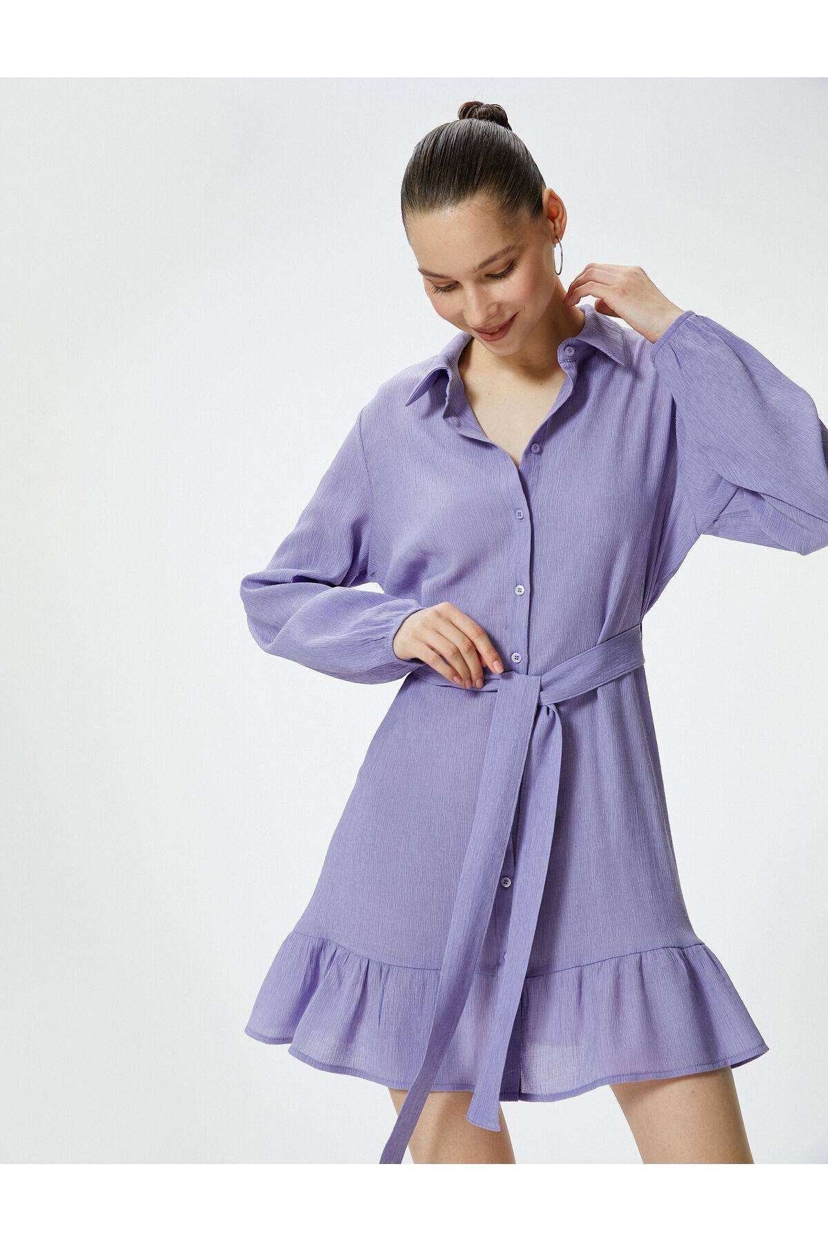 پیراهن مینی با کمربند آستین بلند پارچه ویسکوز ترکیبی بافت با جزئیات