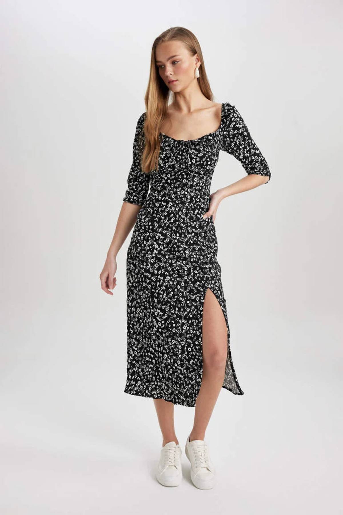 لباس آستین بلند میدی گلدار یقه مربعی بادیکن